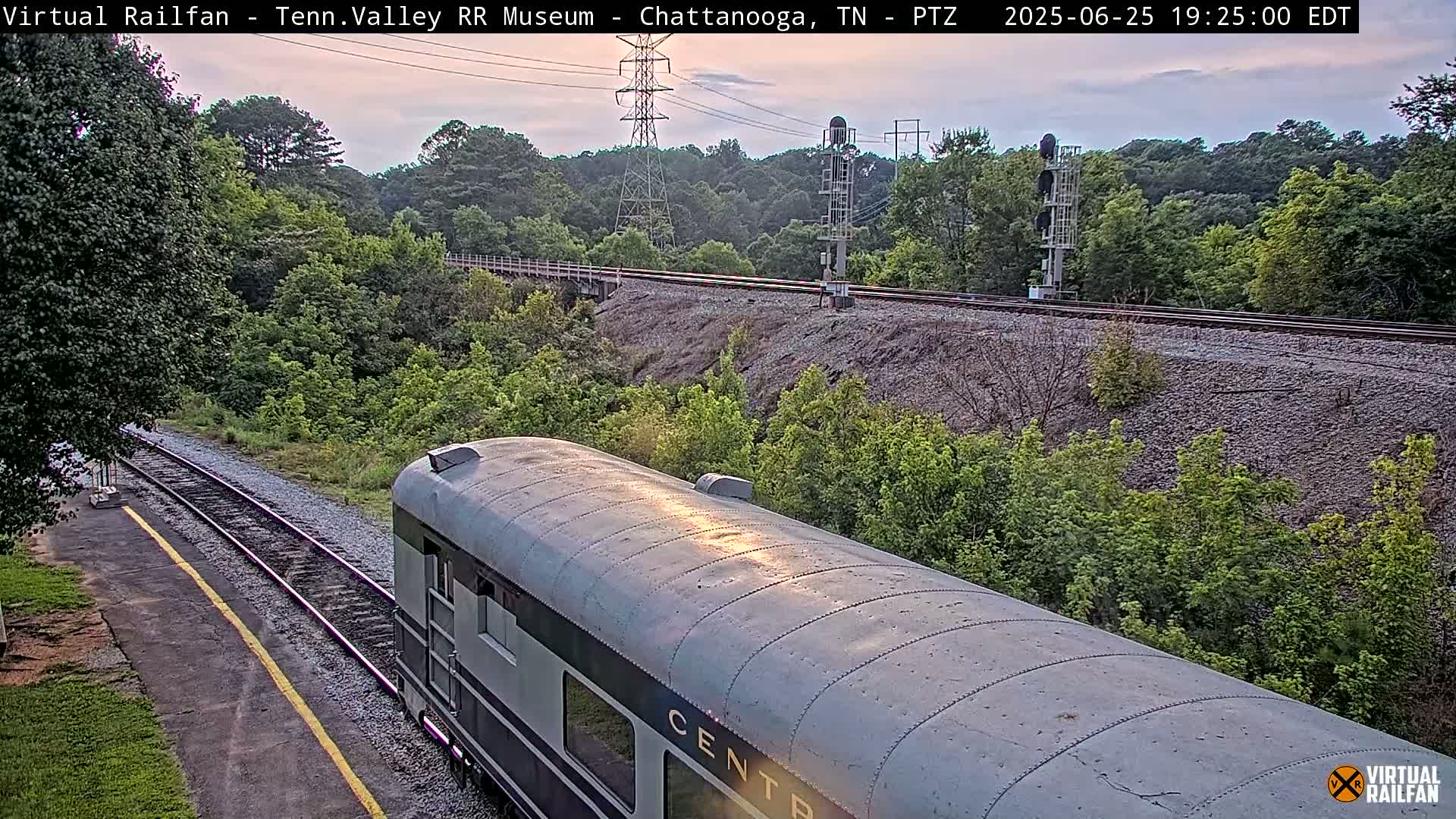 Chattanooga Railroad Crossing from Tennessee Railroad Museum Live Cam - Chattanooga, Hamilton, Tennessee, USA