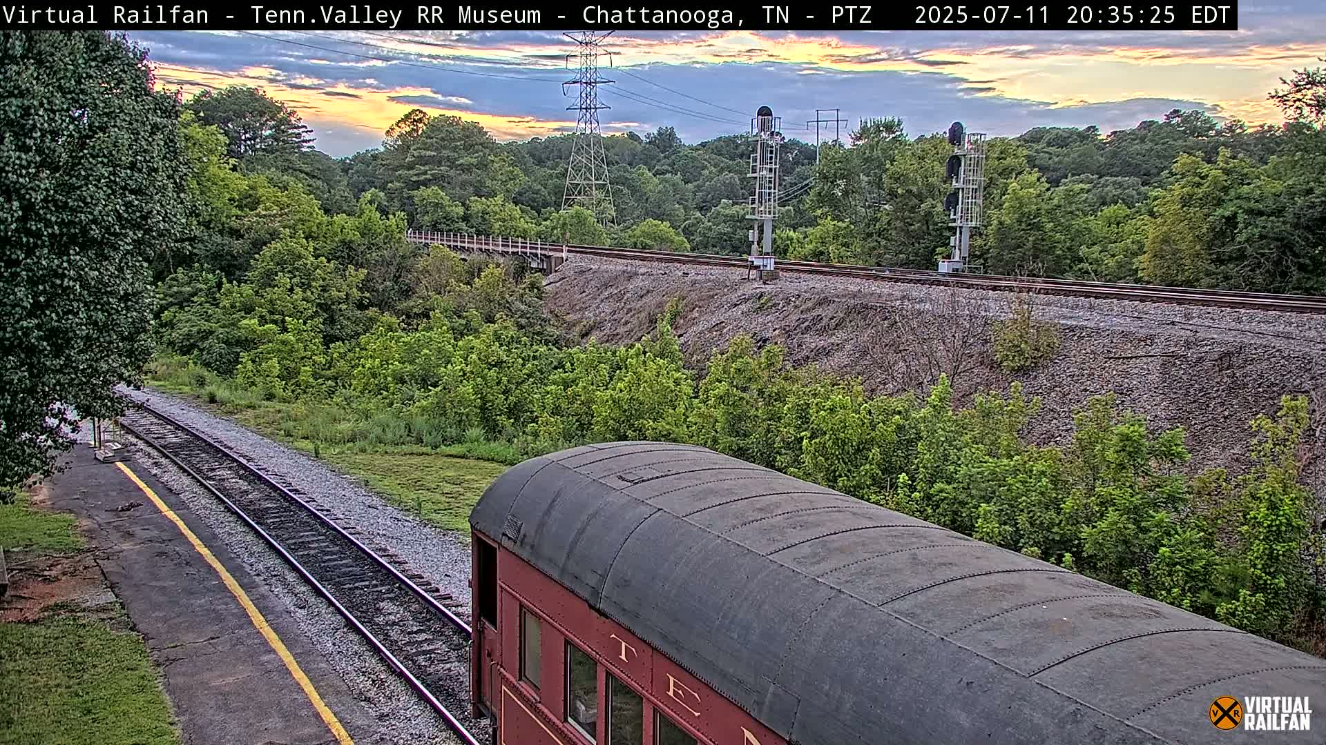 Chattanooga Railroad Crossing from Tennessee Railroad Museum Live Cam - Chattanooga, Hamilton, Tennessee, USA