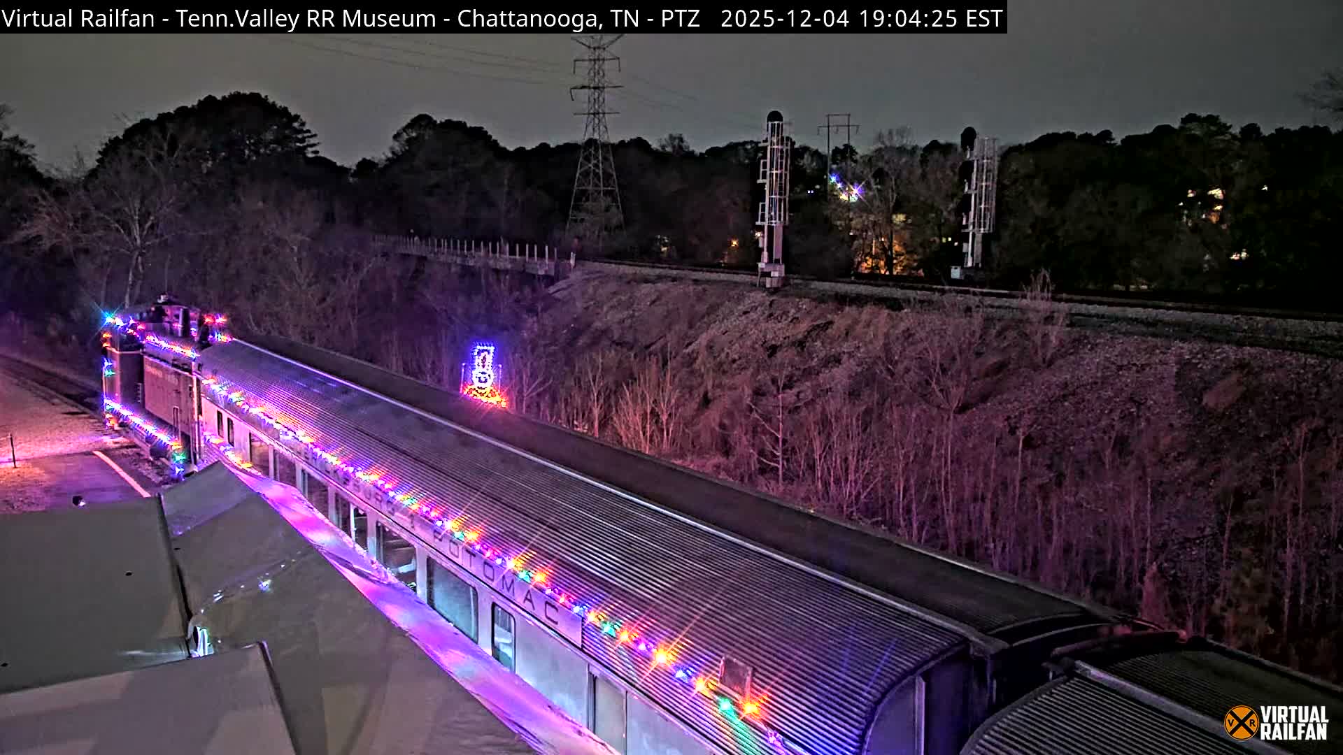 Chattanooga Railroad Crossing from Tennessee Railroad Museum Live Cam - Chattanooga, Hamilton, Tennessee, USA