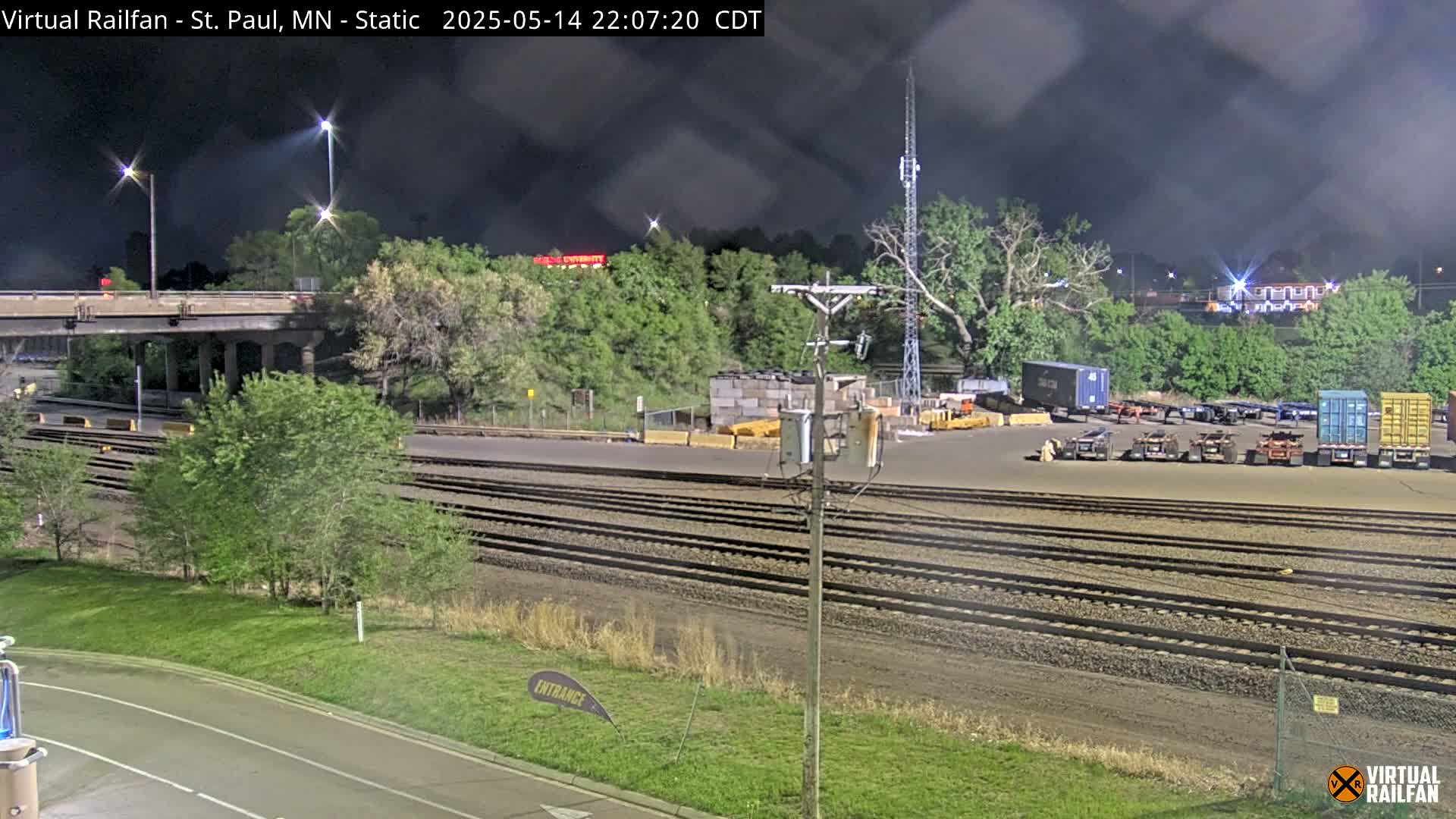 Saint Paul Railroad Crossing Live Cam - Saint Paul, Ramsey, Minnesota, USA