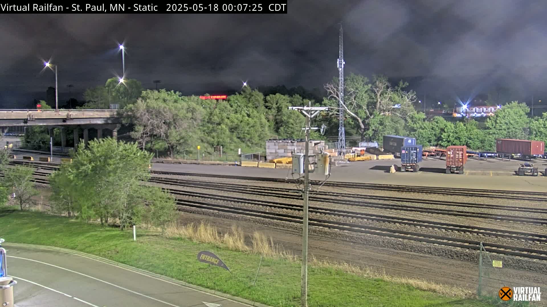 Saint Paul Railroad Crossing Live Cam - Saint Paul, Ramsey, Minnesota, USA
