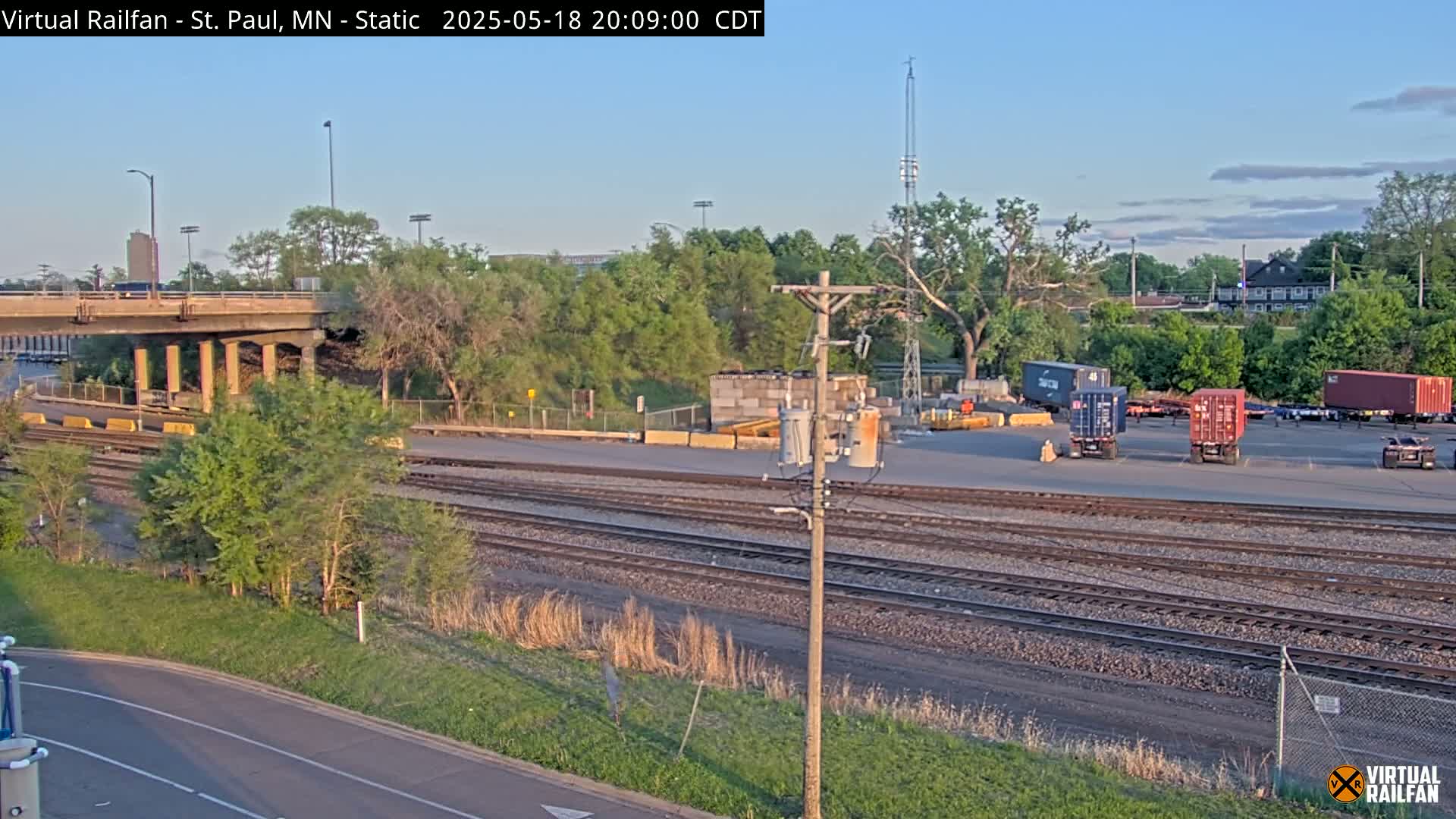 Saint Paul Railroad Crossing Live Cam - Saint Paul, Ramsey, Minnesota, USA