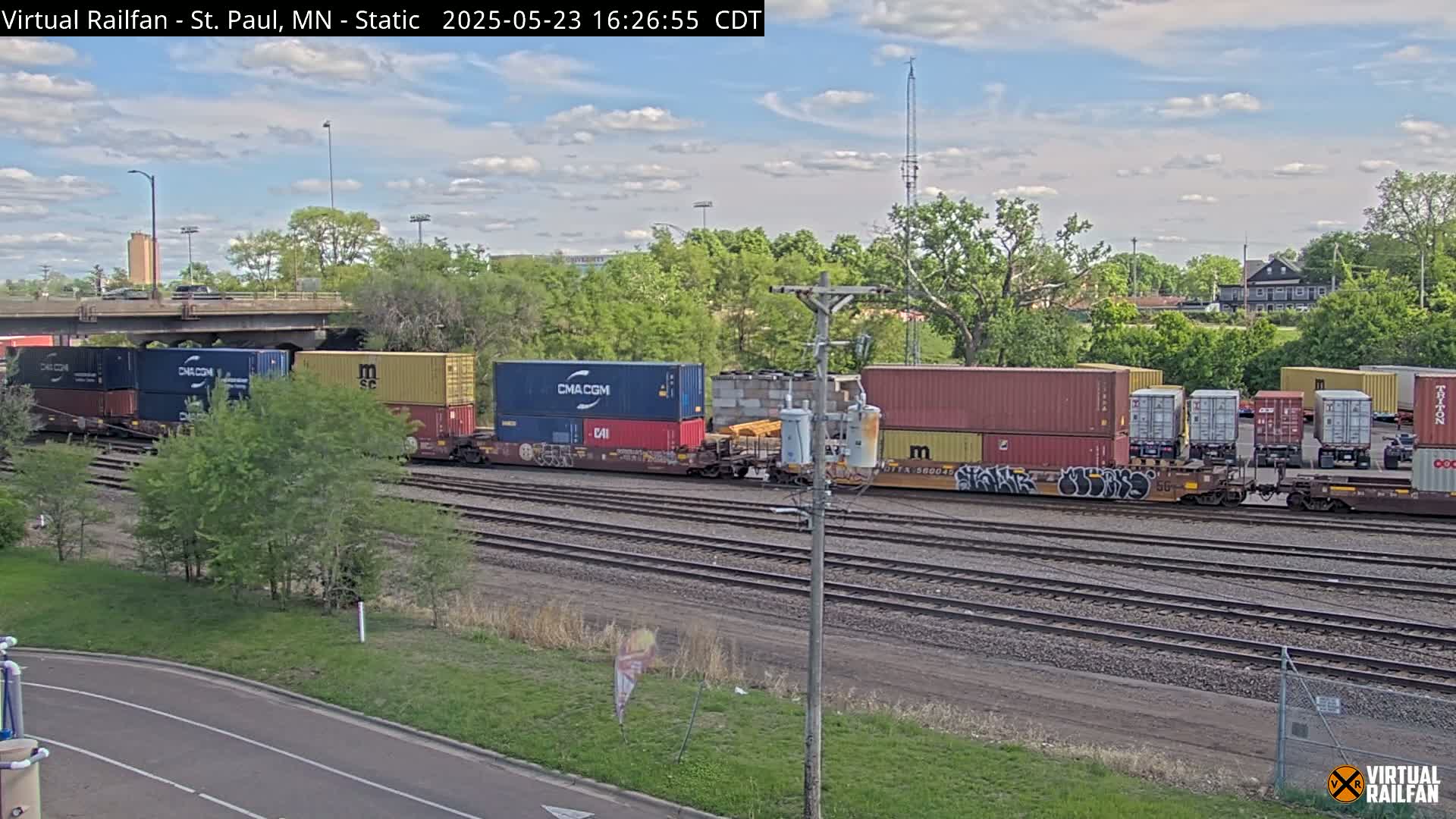 Saint Paul Railroad Crossing Live Cam - Saint Paul, Ramsey, Minnesota, USA
