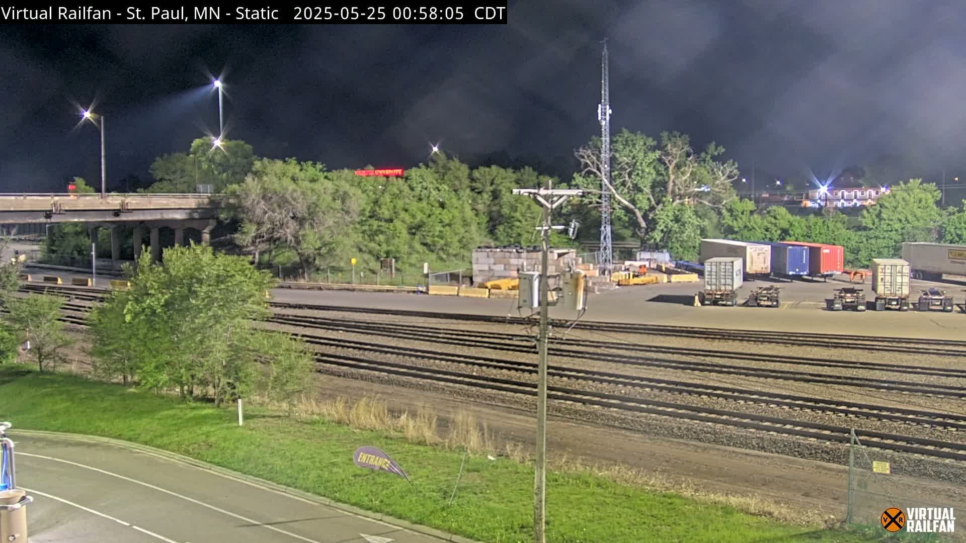 Saint Paul Railroad Crossing Live Cam - Saint Paul, Ramsey, Minnesota, USA
