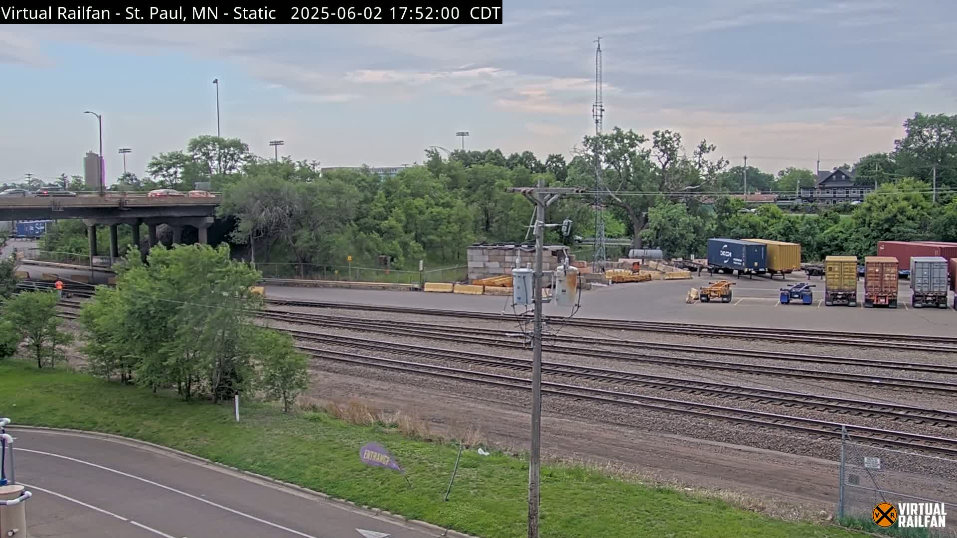 Saint Paul Railroad Crossing Live Cam - Saint Paul, Ramsey, Minnesota, USA