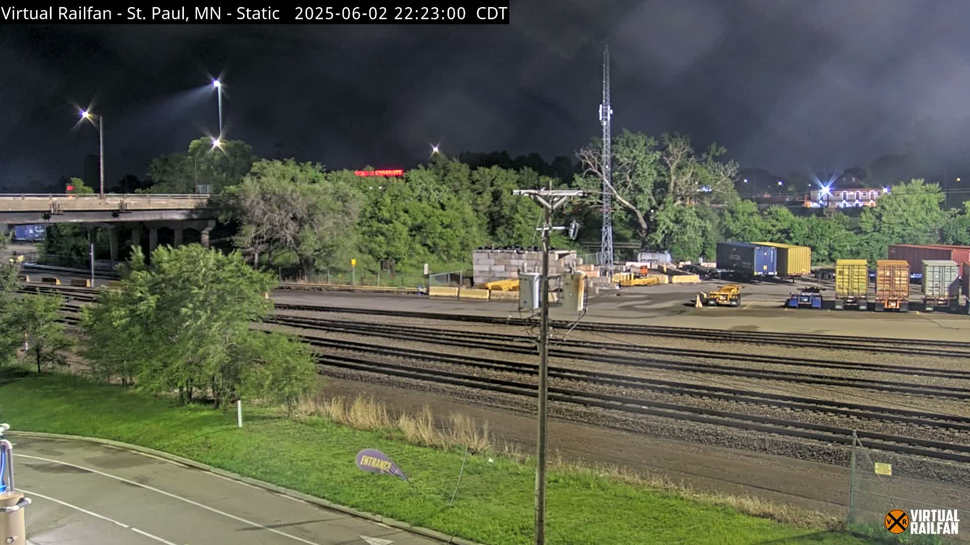 Saint Paul Railroad Crossing Live Cam - Saint Paul, Ramsey, Minnesota, USA