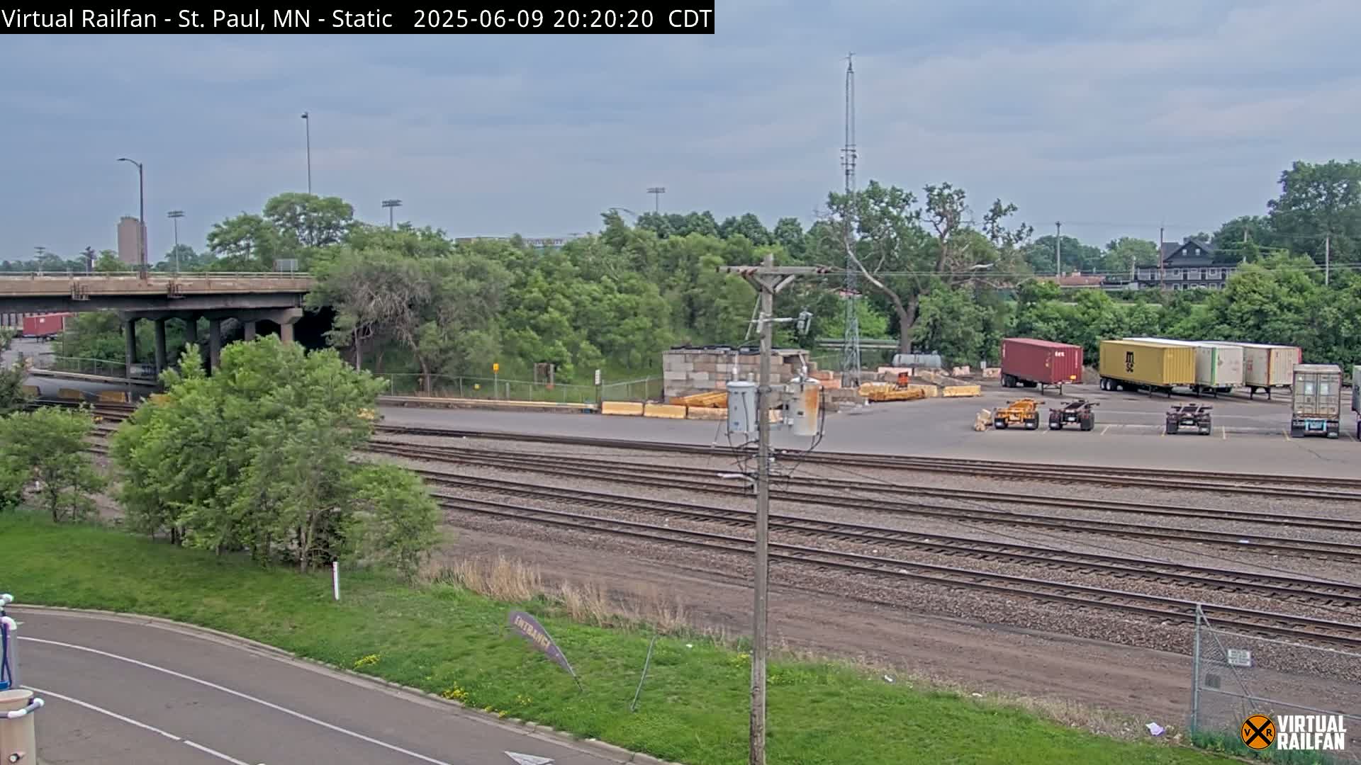 Saint Paul Railroad Crossing Live Cam - Saint Paul, Ramsey, Minnesota, USA