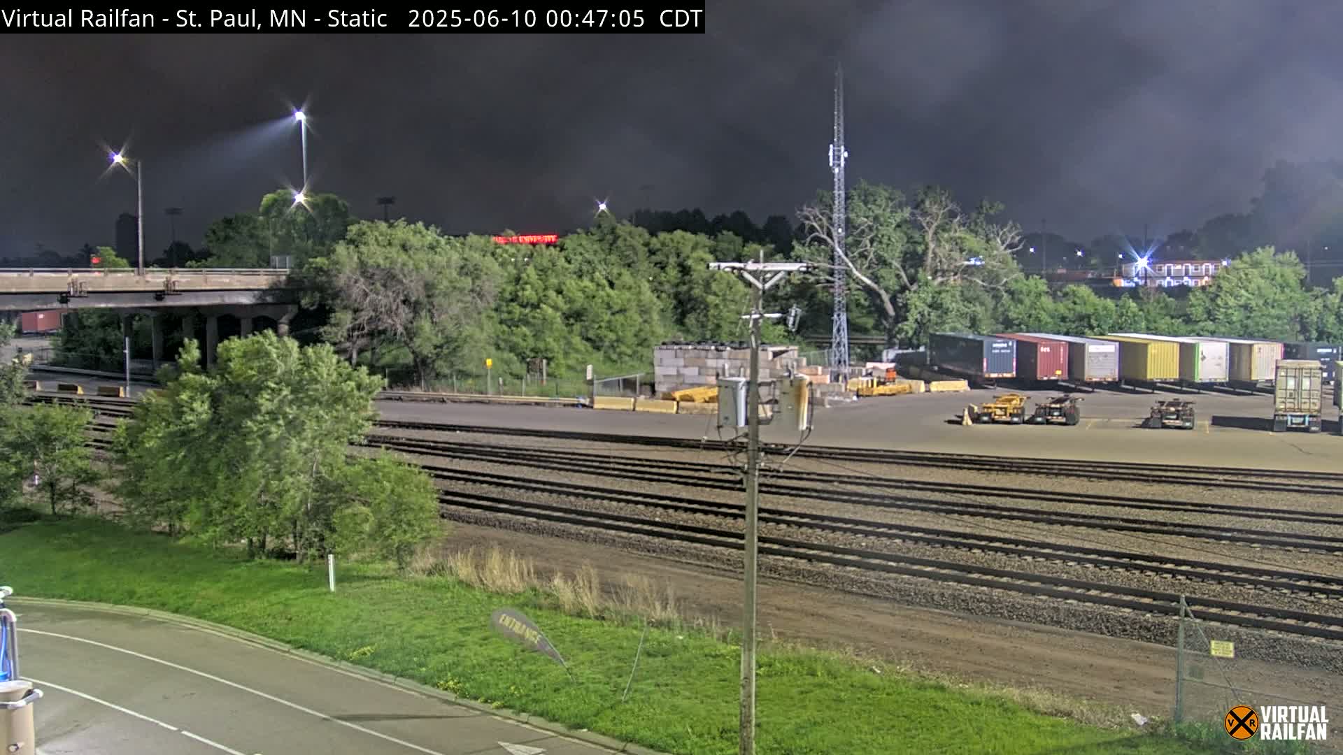 Saint Paul Railroad Crossing Live Cam - Saint Paul, Ramsey, Minnesota, USA
