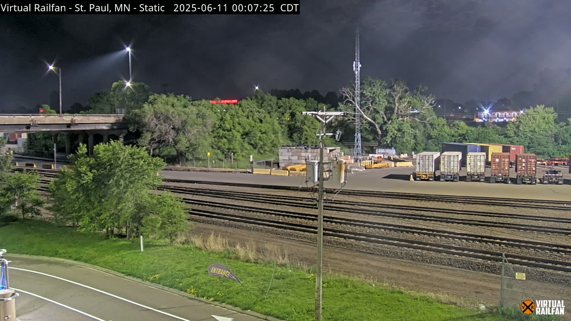Saint Paul Railroad Crossing Live Cam - Saint Paul, Ramsey, Minnesota, USA