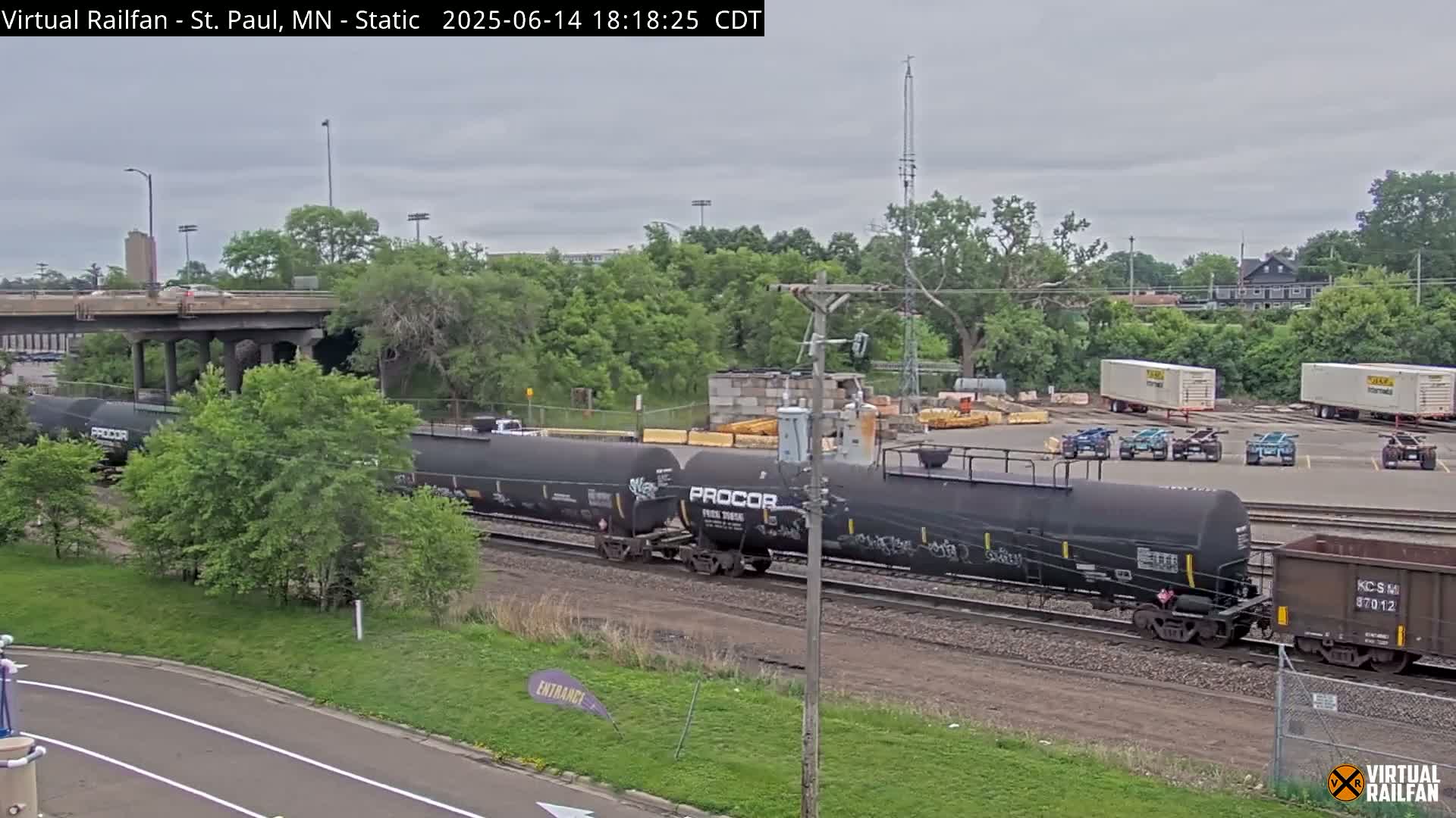 Saint Paul Railroad Crossing Live Cam - Saint Paul, Ramsey, Minnesota, USA