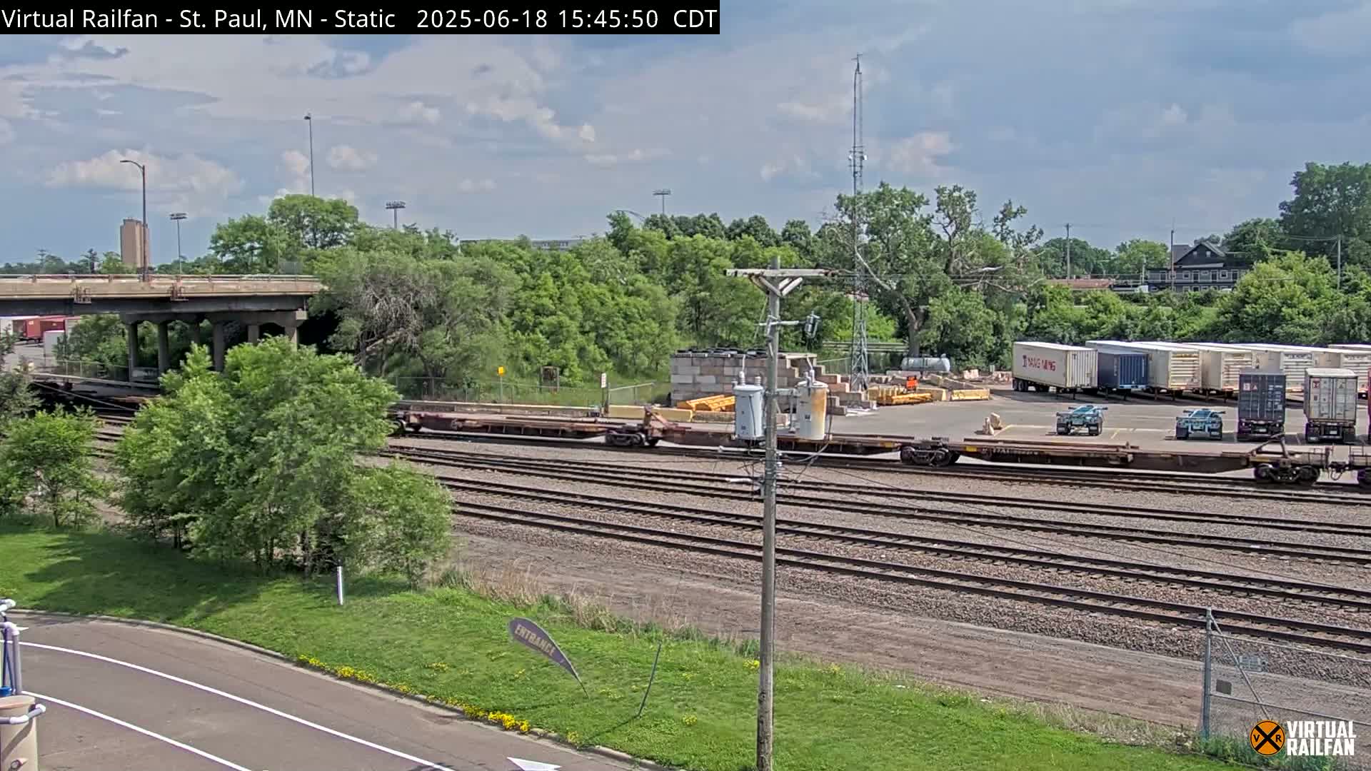 Saint Paul Railroad Crossing Live Cam - Saint Paul, Ramsey, Minnesota, USA