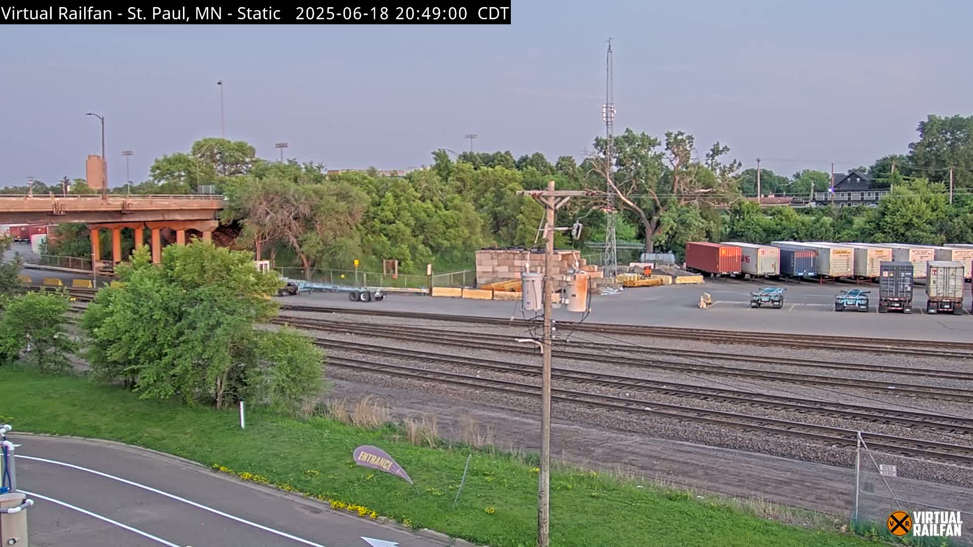 Saint Paul Railroad Crossing Live Cam - Saint Paul, Ramsey, Minnesota, USA