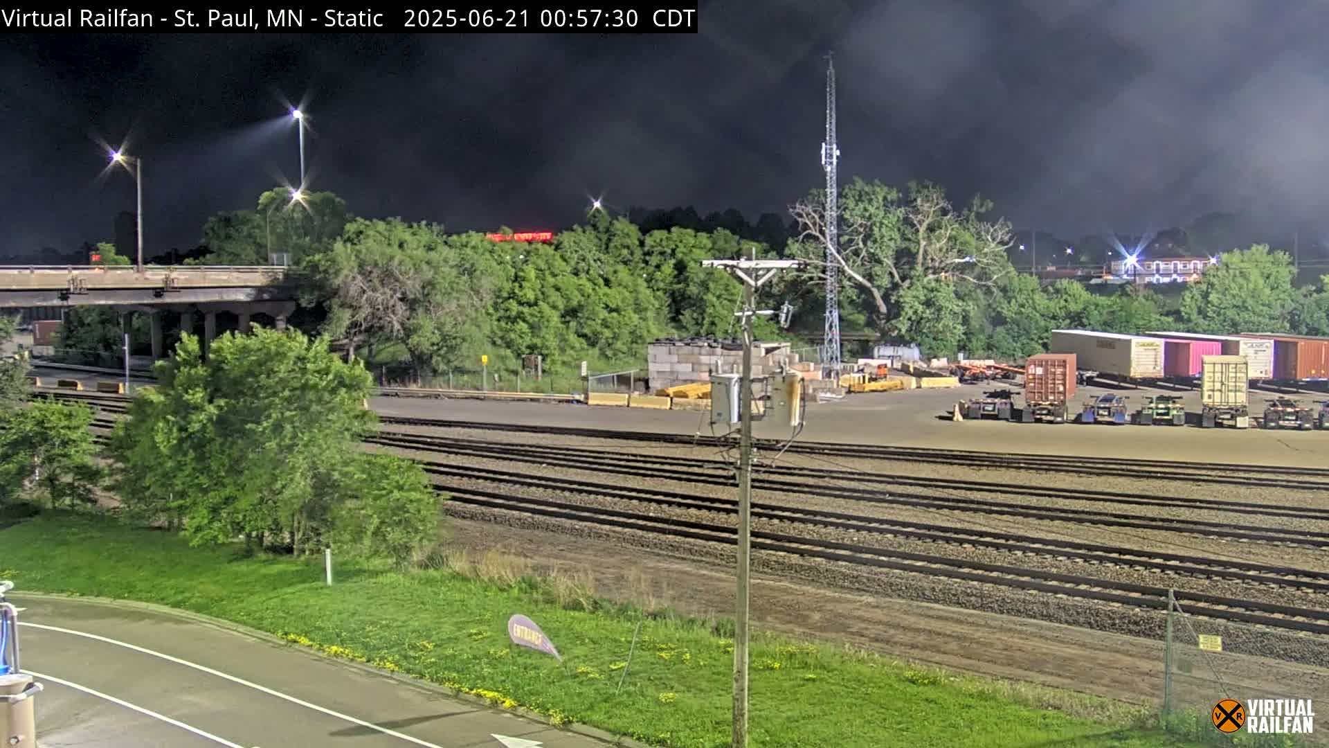 Saint Paul Railroad Crossing Live Cam - Saint Paul, Ramsey, Minnesota, USA
