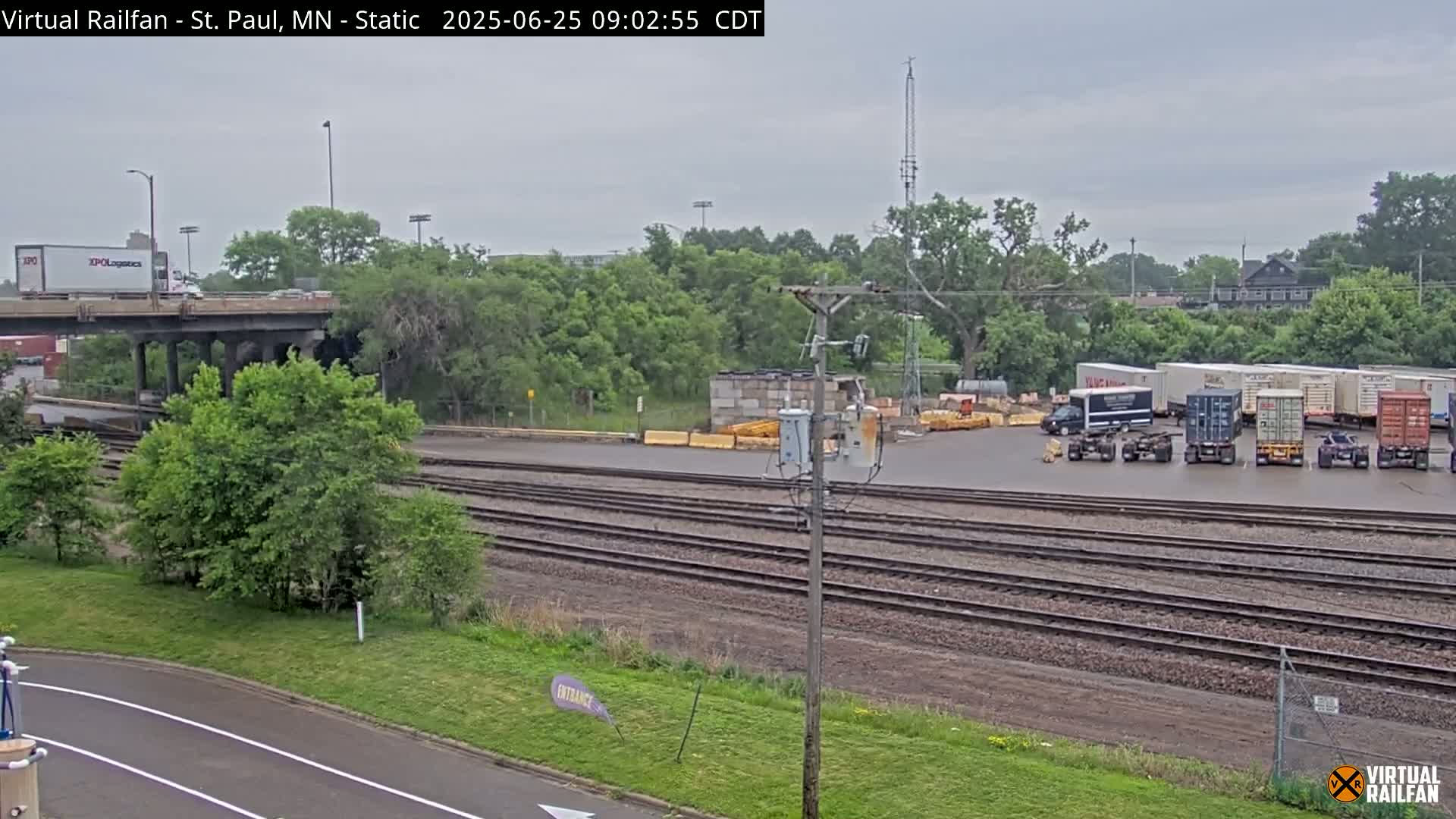 Saint Paul Railroad Crossing Live Cam - Saint Paul, Ramsey, Minnesota, USA