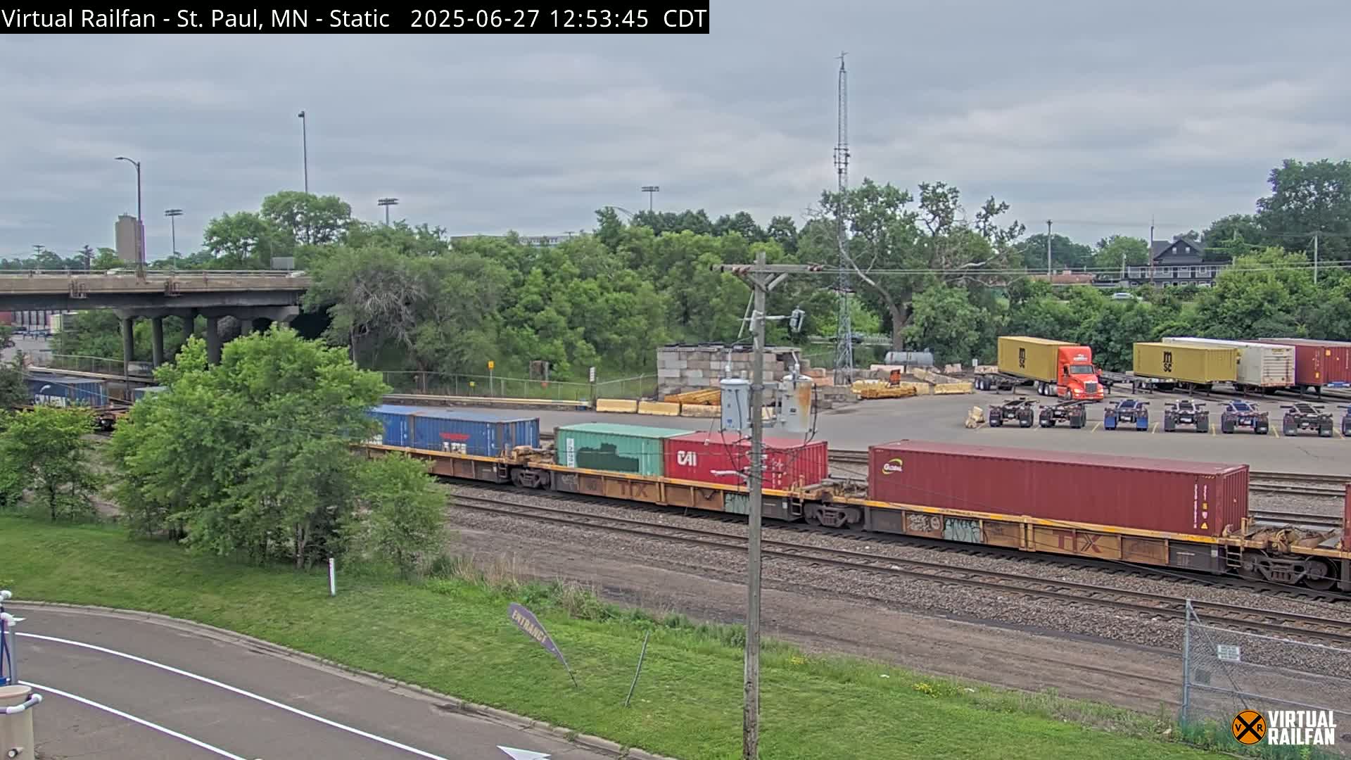 Saint Paul Railroad Crossing Live Cam - Saint Paul, Ramsey, Minnesota, USA