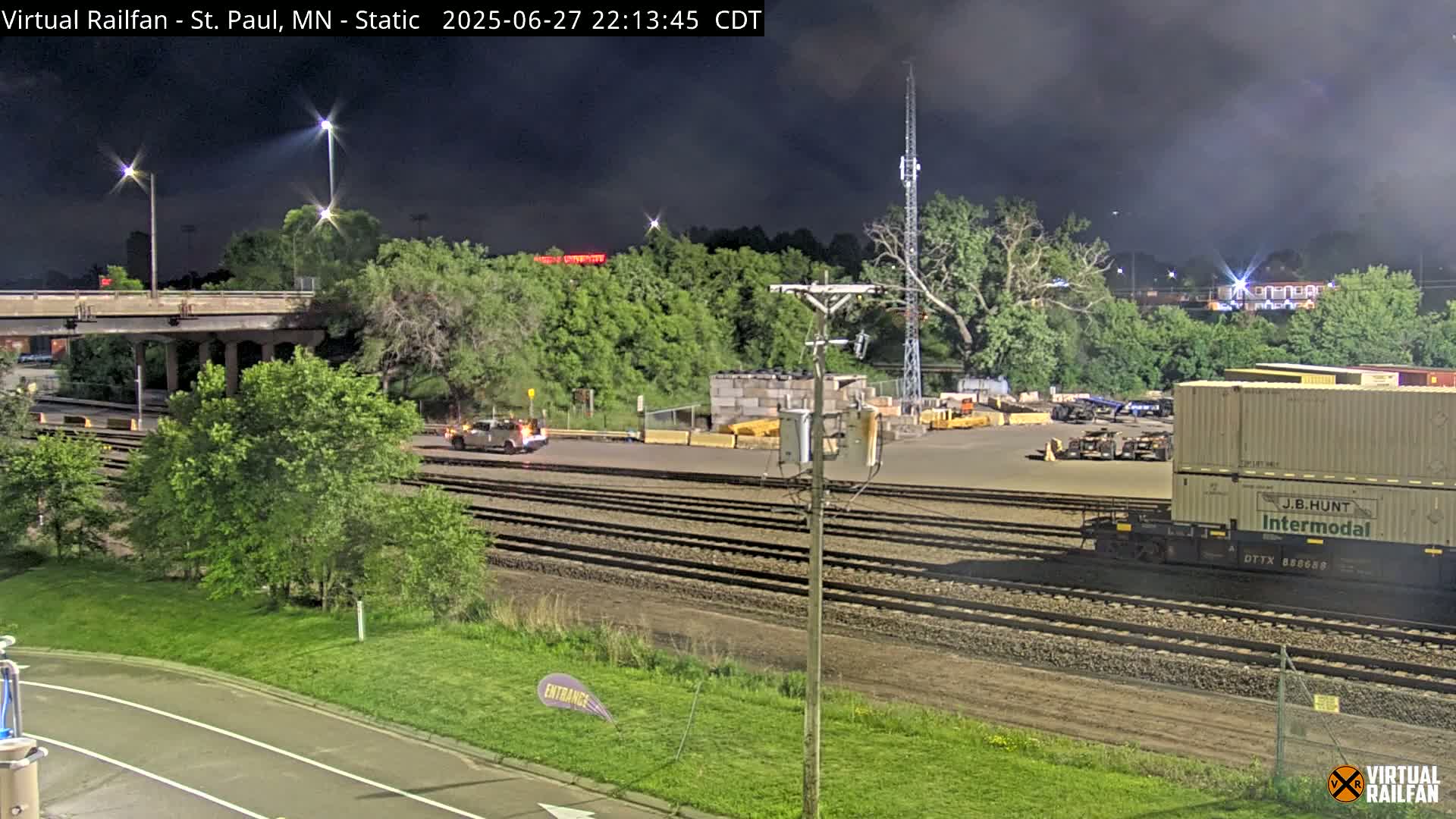 Saint Paul Railroad Crossing Live Cam - Saint Paul, Ramsey, Minnesota, USA