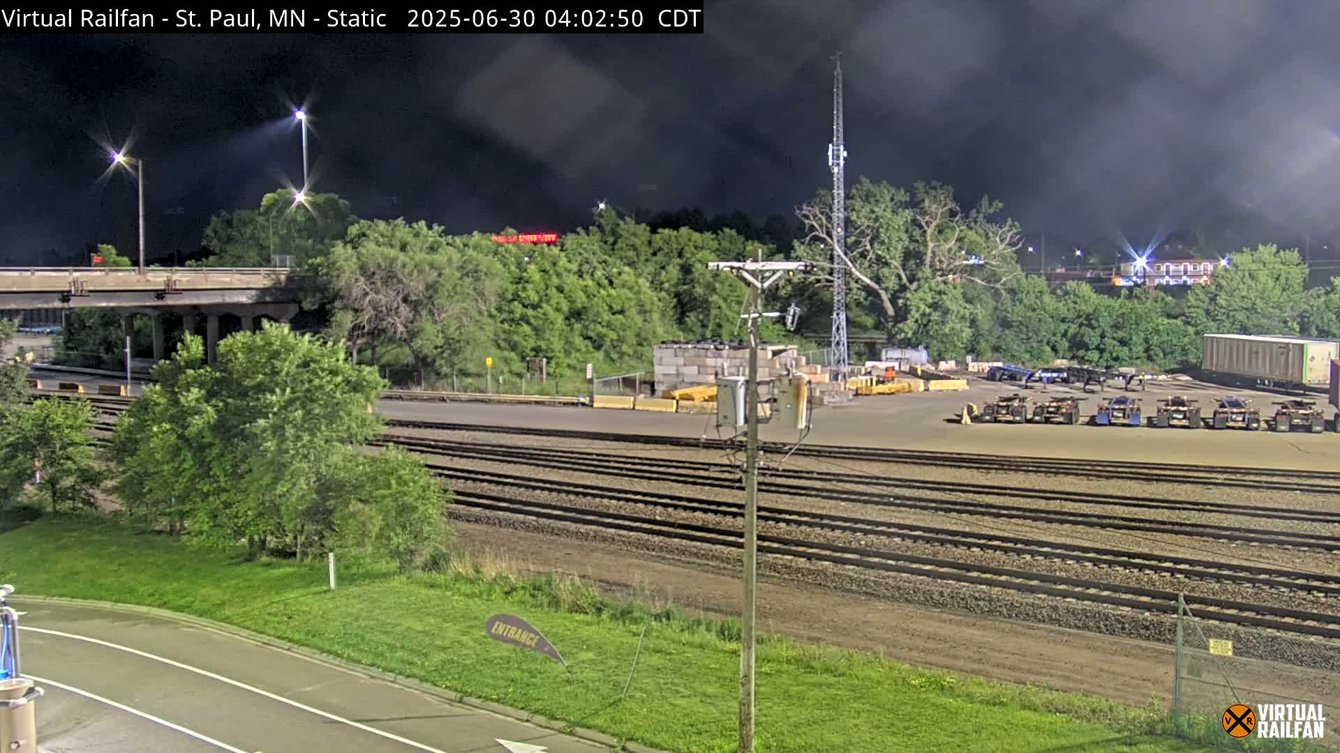 Saint Paul Railroad Crossing Live Cam - Saint Paul, Ramsey, Minnesota, USA