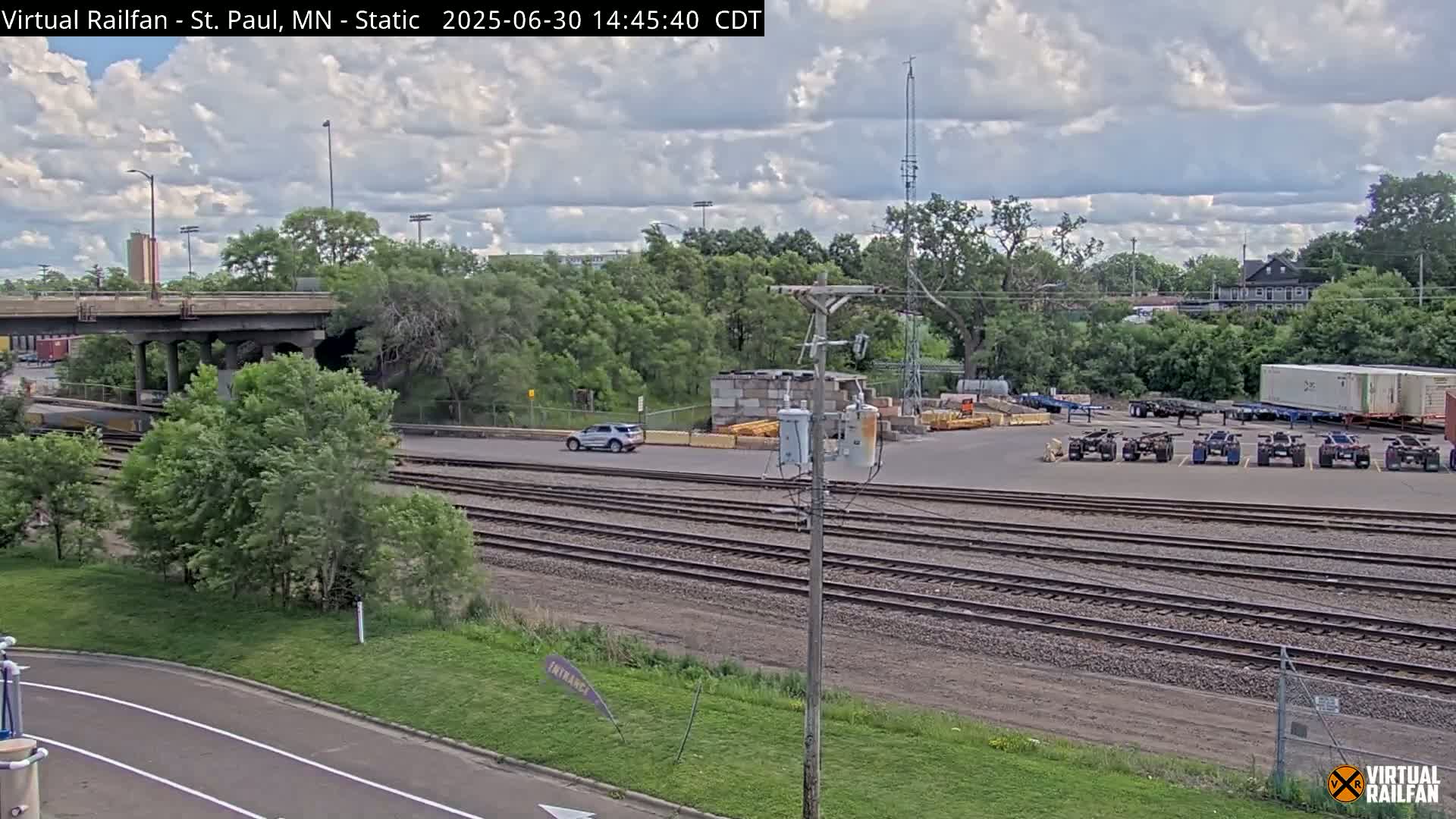Saint Paul Railroad Crossing Live Cam - Saint Paul, Ramsey, Minnesota, USA