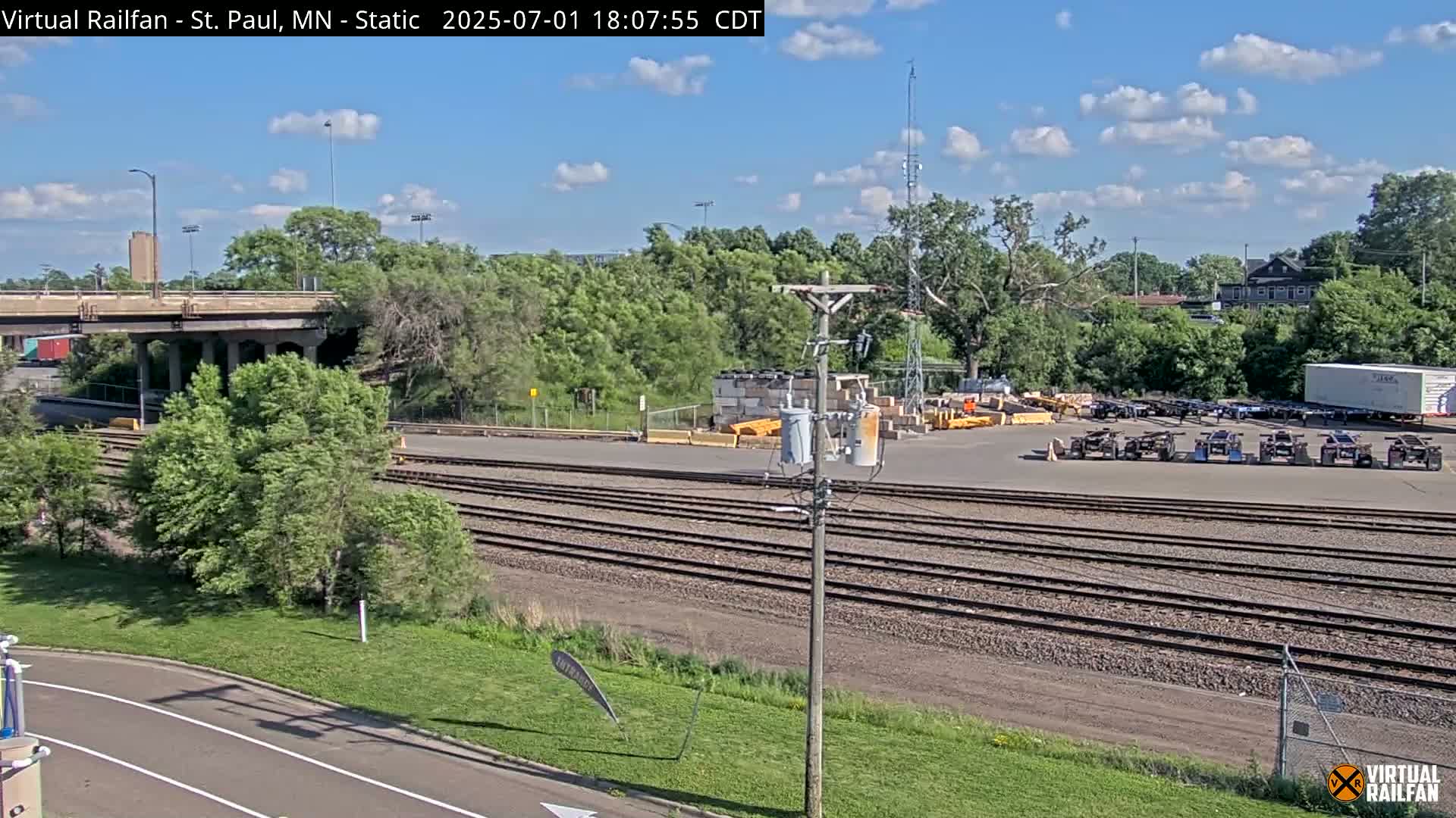 Saint Paul Railroad Crossing Live Cam - Saint Paul, Ramsey, Minnesota, USA