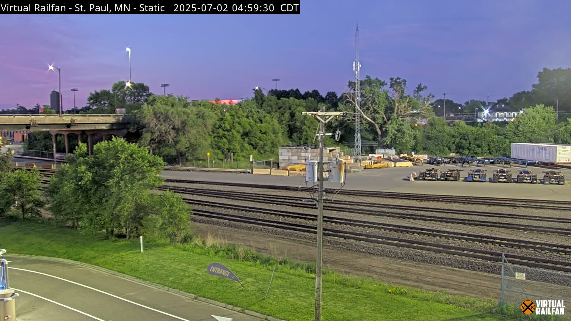 Saint Paul Railroad Crossing Live Cam - Saint Paul, Ramsey, Minnesota, USA
