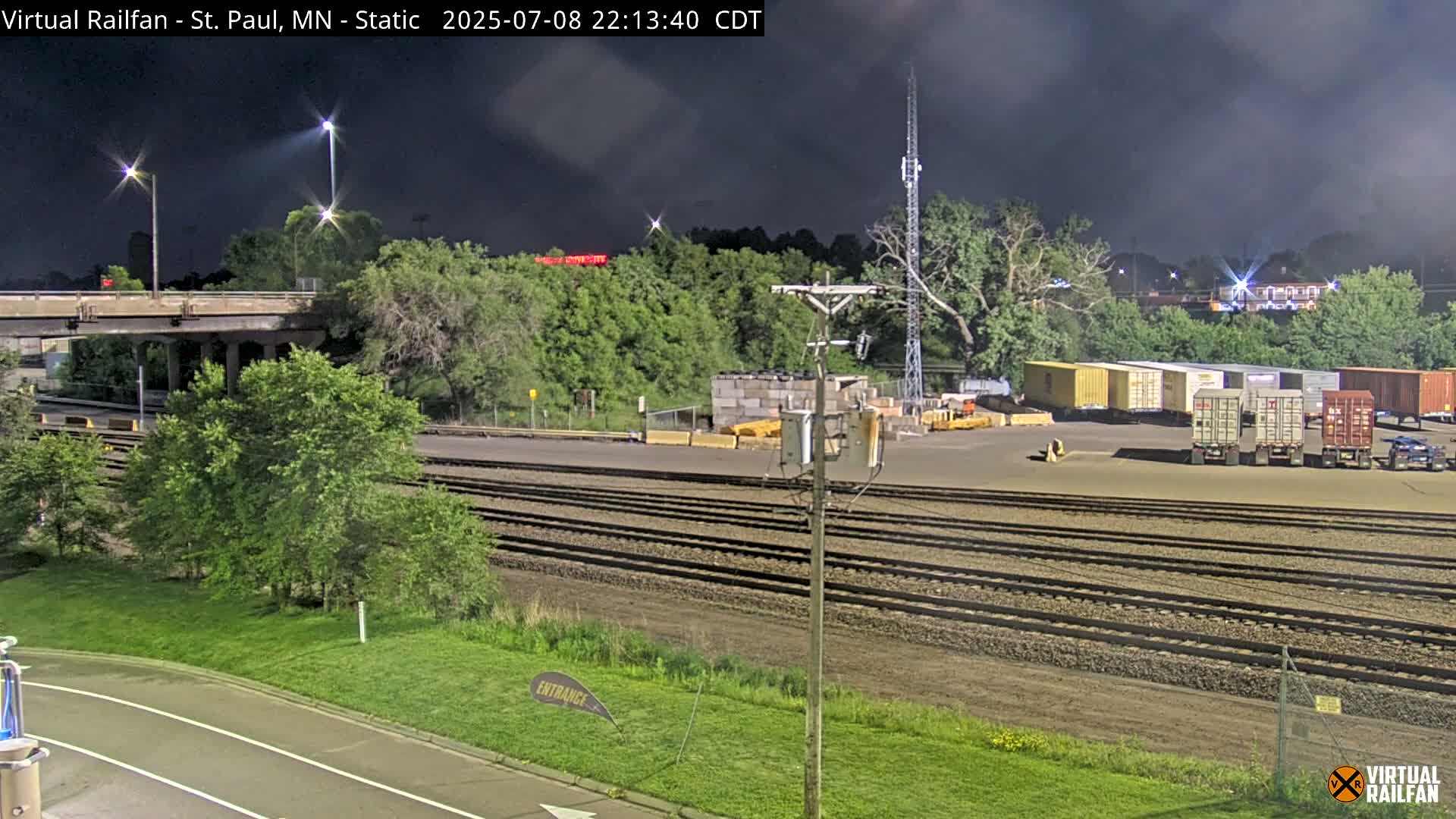 Saint Paul Railroad Crossing Live Cam - Saint Paul, Ramsey, Minnesota, USA