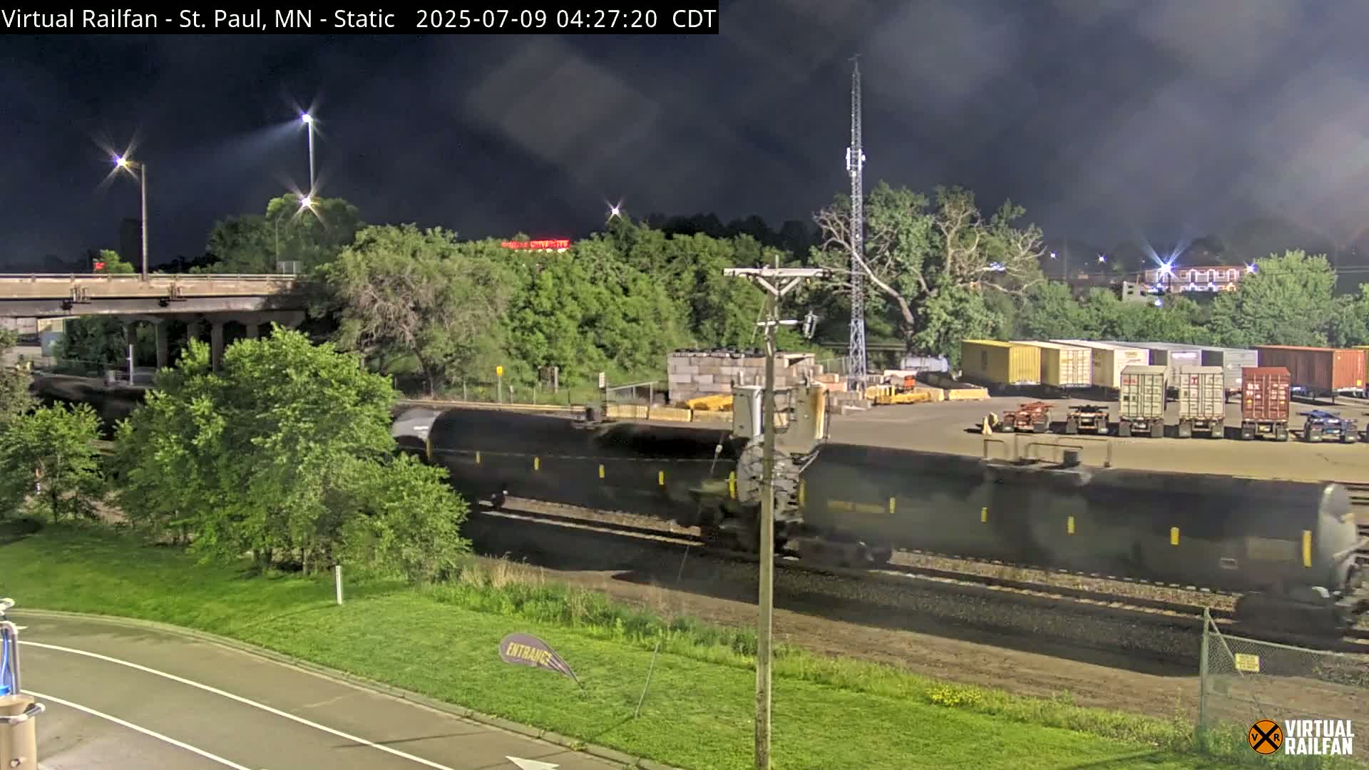 Saint Paul Railroad Crossing Live Cam - Saint Paul, Ramsey, Minnesota, USA