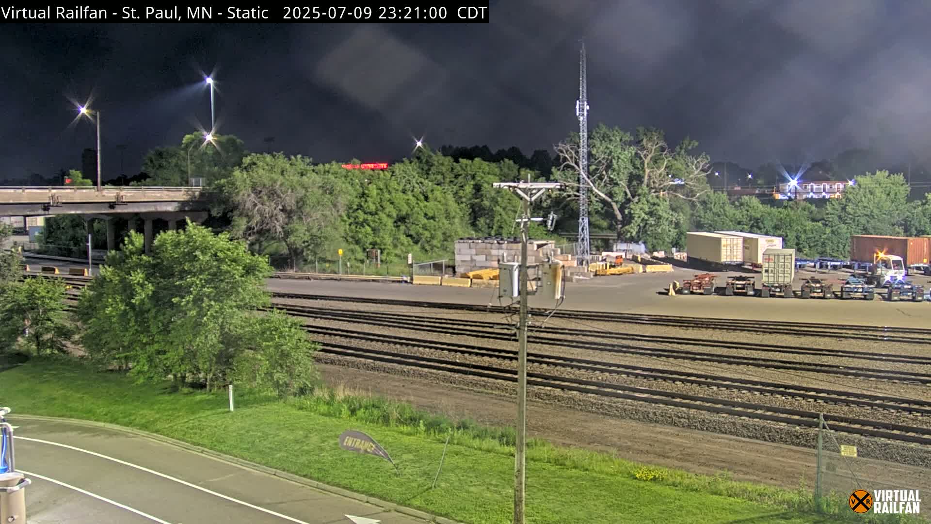 Saint Paul Railroad Crossing Live Cam - Saint Paul, Ramsey, Minnesota, USA