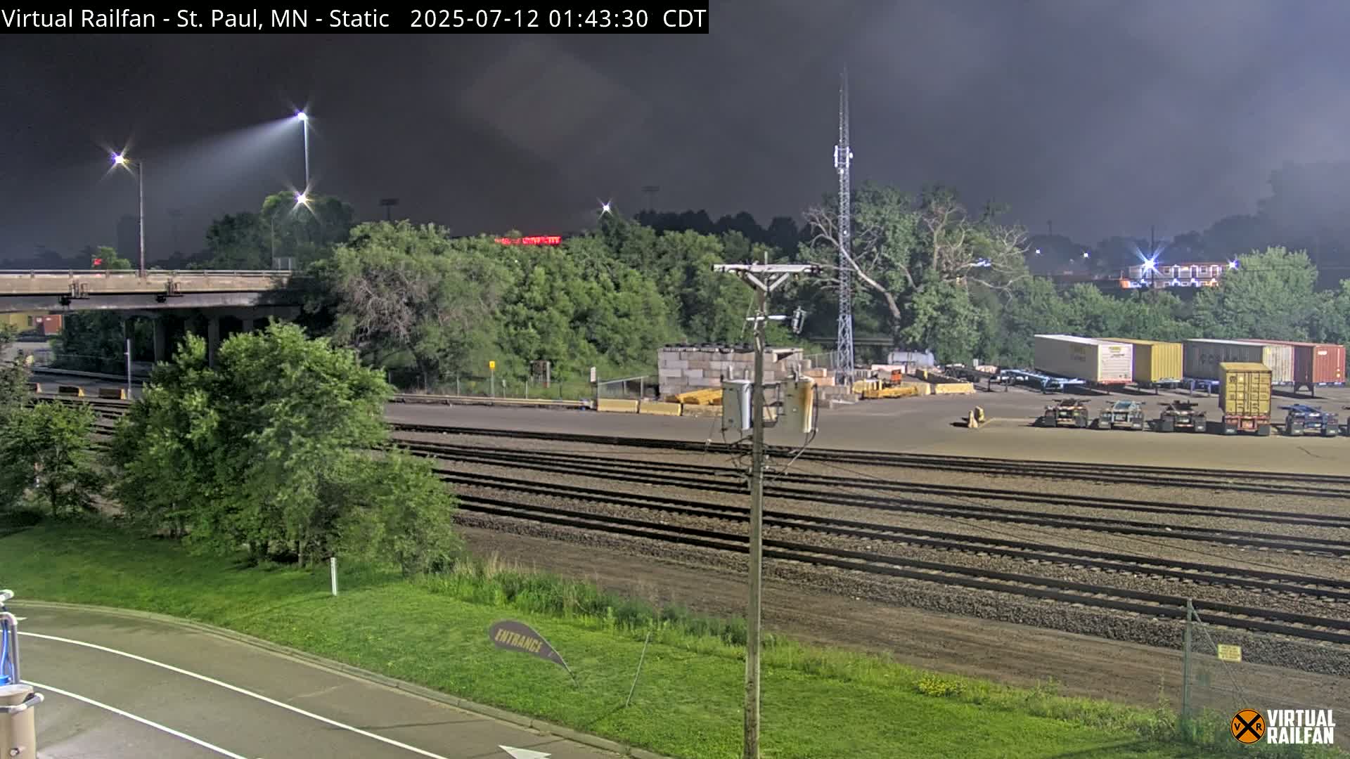 Saint Paul Railroad Crossing Live Cam - Saint Paul, Ramsey, Minnesota, USA