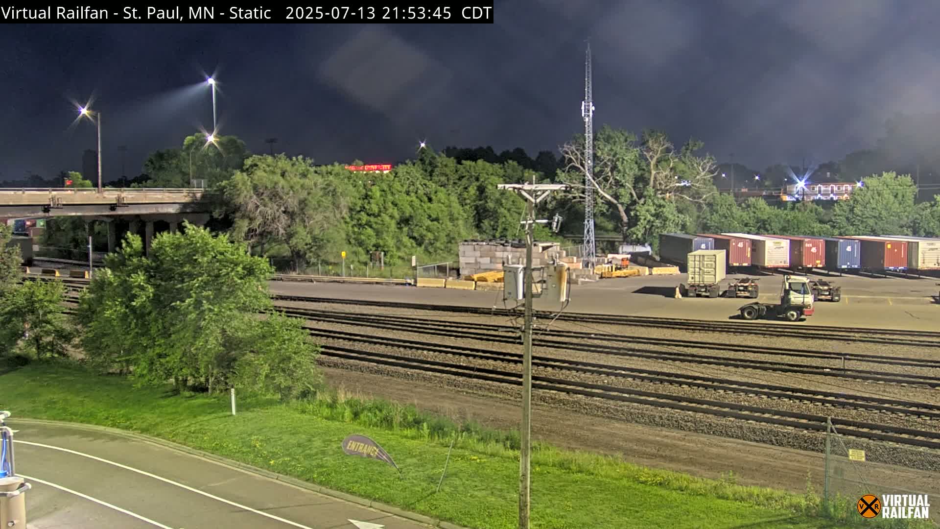 Saint Paul Railroad Crossing Live Cam - Saint Paul, Ramsey, Minnesota, USA