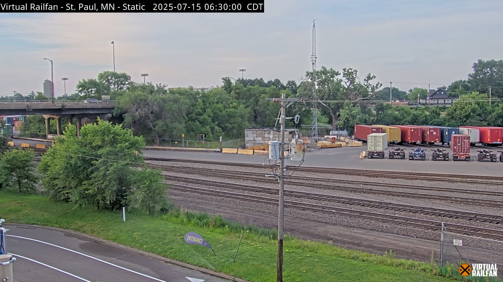 Saint Paul Railroad Crossing Live Cam - Saint Paul, Ramsey, Minnesota, USA