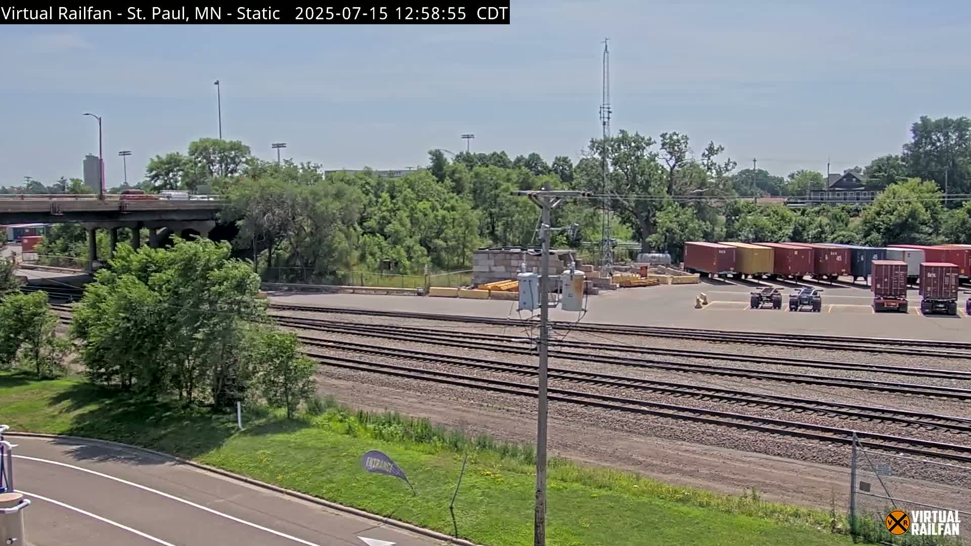 Saint Paul Railroad Crossing Live Cam - Saint Paul, Ramsey, Minnesota, USA