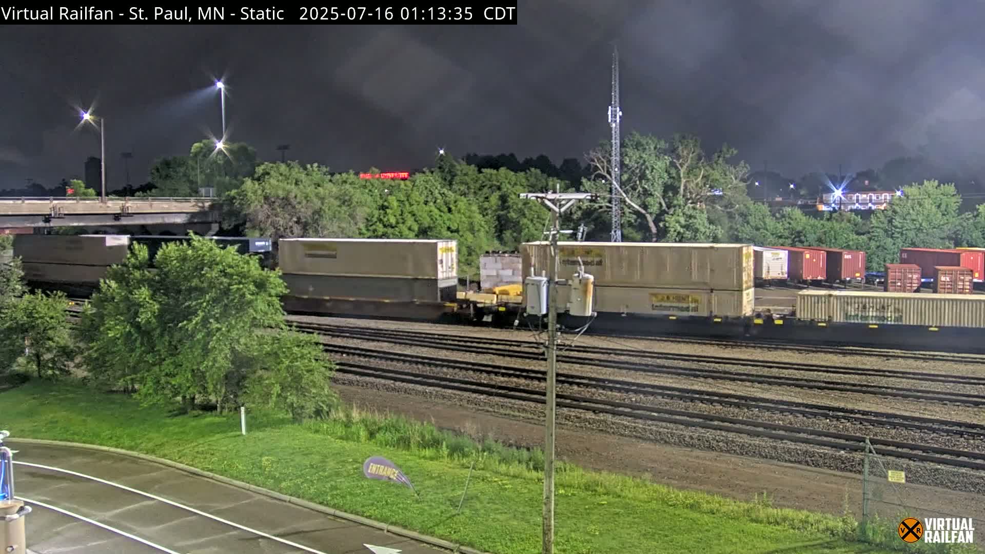 Saint Paul Railroad Crossing Live Cam - Saint Paul, Ramsey, Minnesota, USA