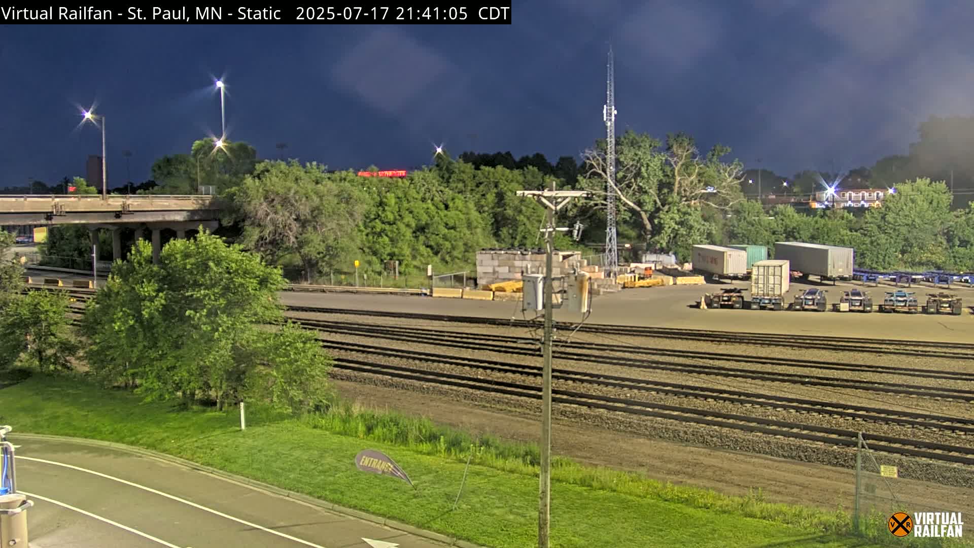 Saint Paul Railroad Crossing Live Cam - Saint Paul, Ramsey, Minnesota, USA