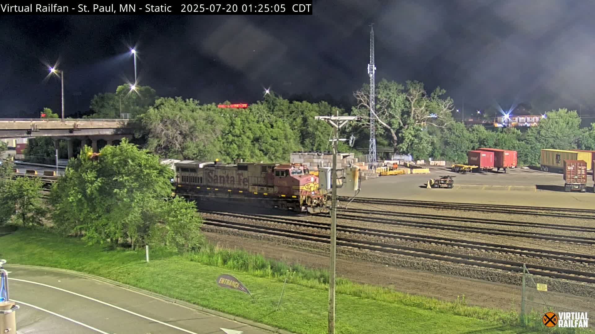 Saint Paul Railroad Crossing Live Cam - Saint Paul, Ramsey, Minnesota, USA