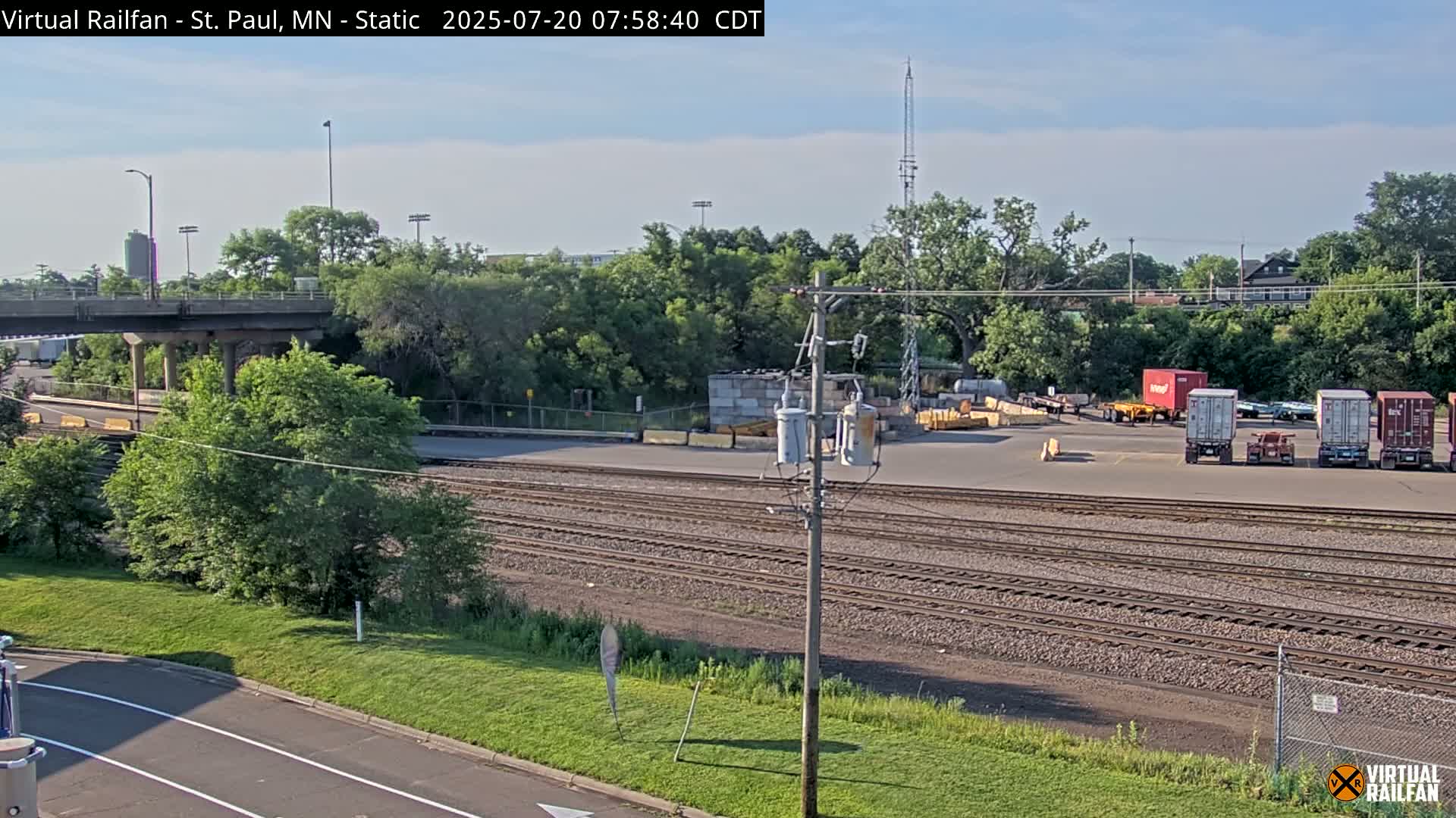 Saint Paul Railroad Crossing Live Cam - Saint Paul, Ramsey, Minnesota, USA