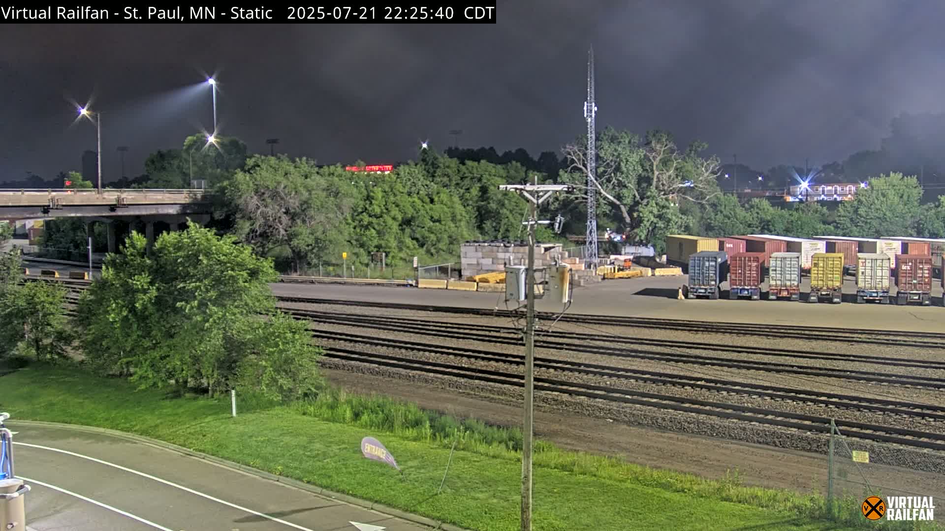 Saint Paul Railroad Crossing Live Cam - Saint Paul, Ramsey, Minnesota, USA