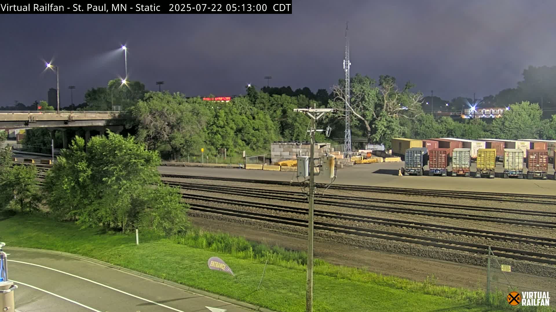 Saint Paul Railroad Crossing Live Cam - Saint Paul, Ramsey, Minnesota, USA