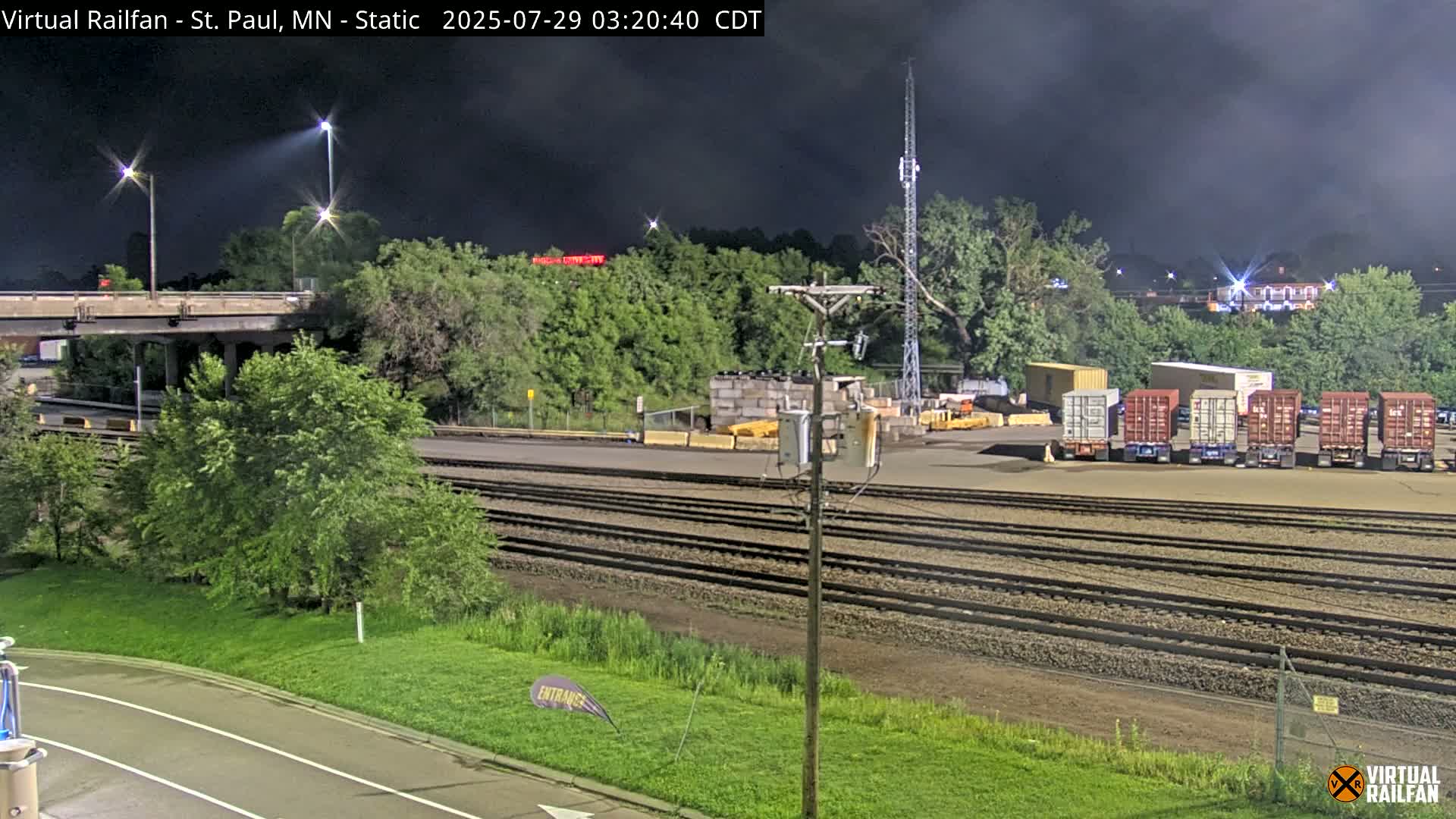 Saint Paul Railroad Crossing Live Cam - Saint Paul, Ramsey, Minnesota, USA
