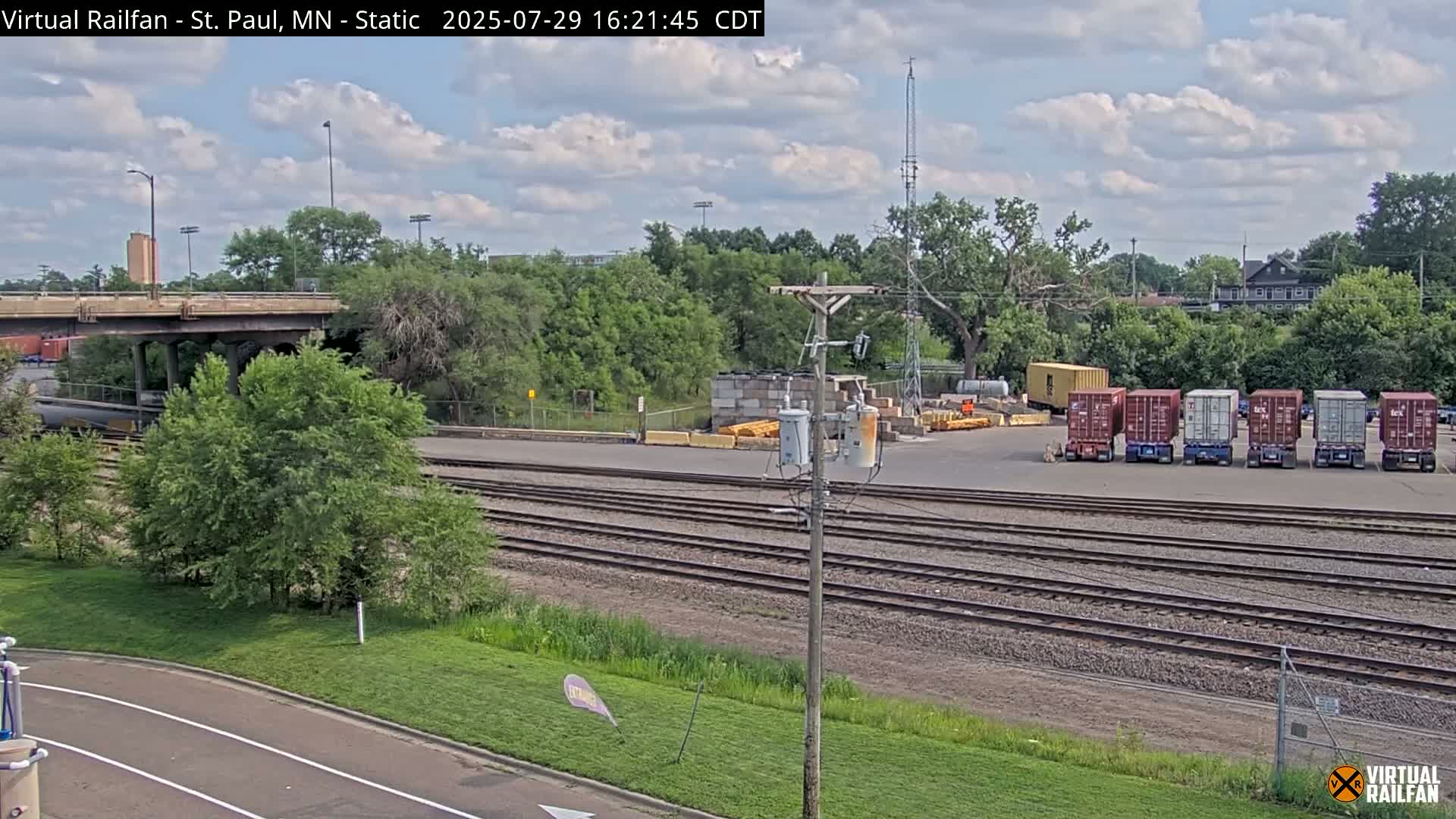 Saint Paul Railroad Crossing Live Cam - Saint Paul, Ramsey, Minnesota, USA