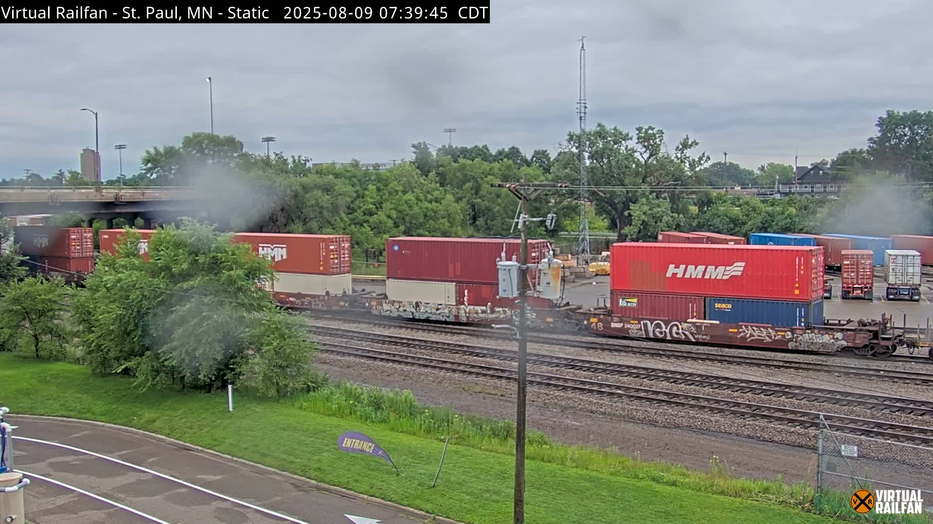 Saint Paul Railroad Crossing Live Cam - Saint Paul, Ramsey, Minnesota, USA