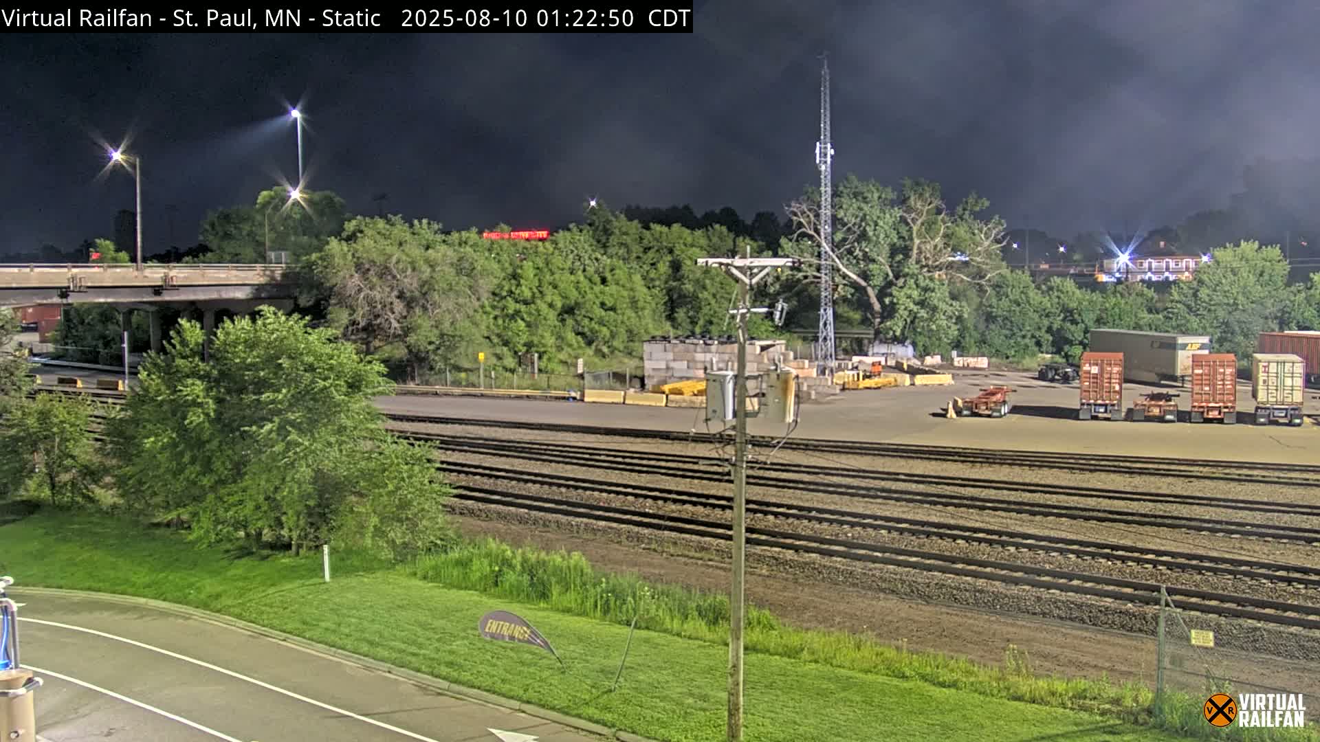 Saint Paul Railroad Crossing Live Cam - Saint Paul, Ramsey, Minnesota, USA
