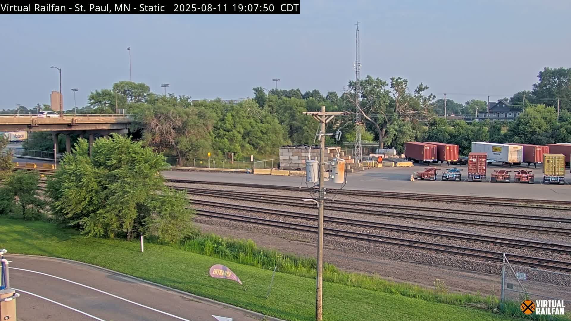 Saint Paul Railroad Crossing Live Cam - Saint Paul, Ramsey, Minnesota, USA