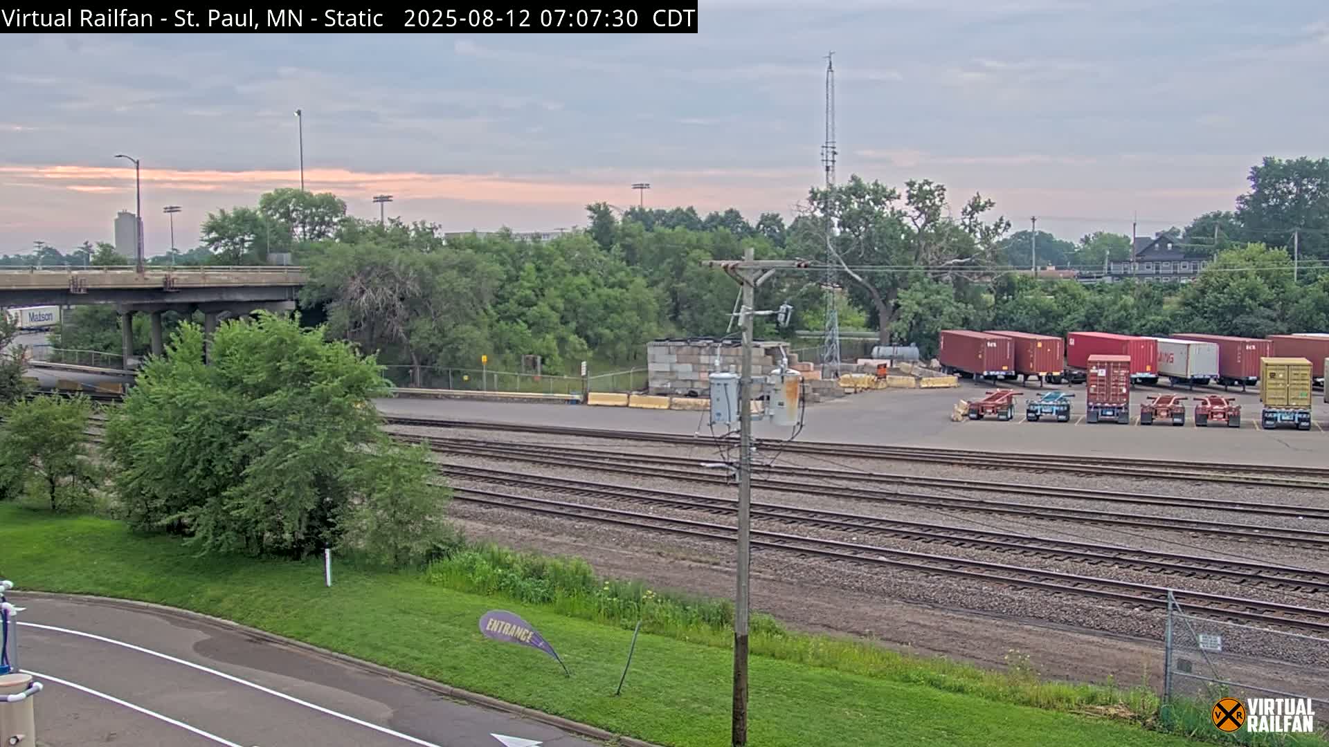 Saint Paul Railroad Crossing Live Cam - Saint Paul, Ramsey, Minnesota, USA
