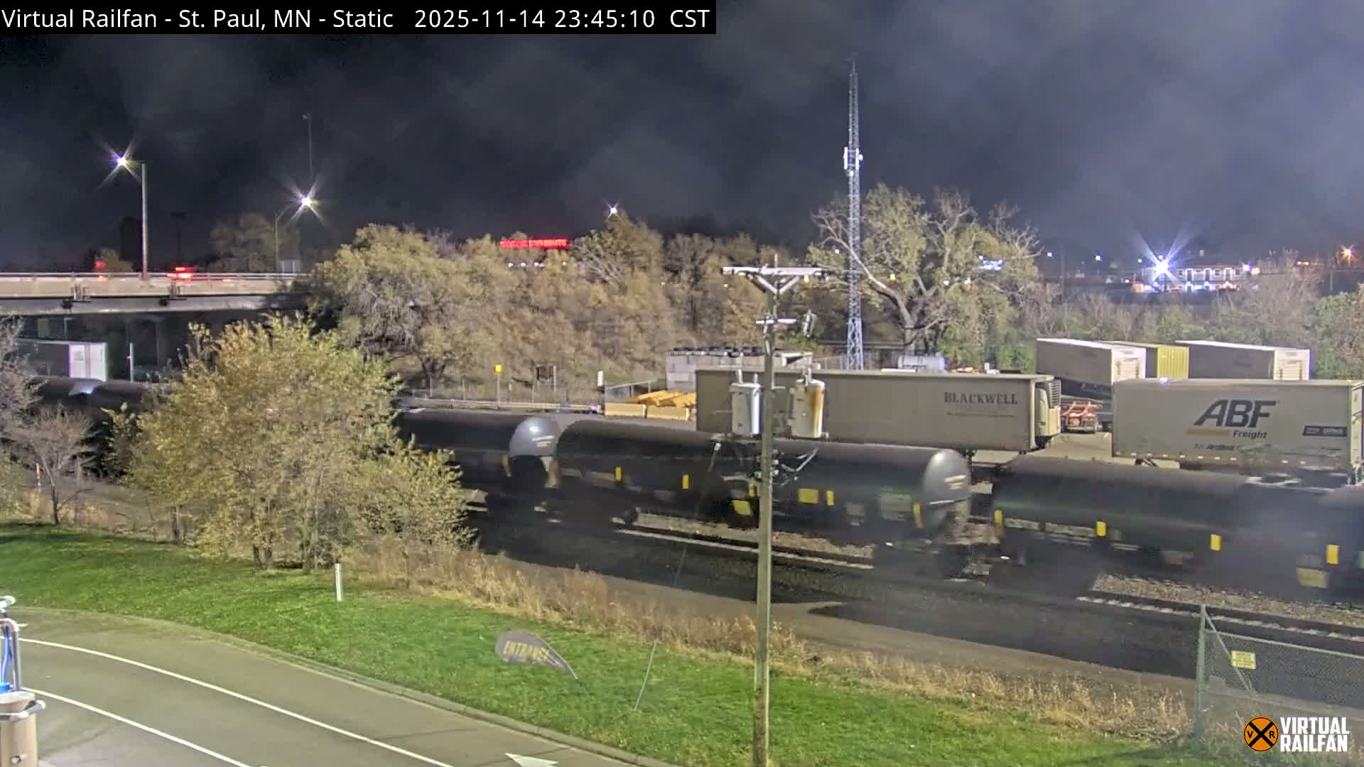 Saint Paul Railroad Crossing Live Cam - Saint Paul, Ramsey, Minnesota, USA