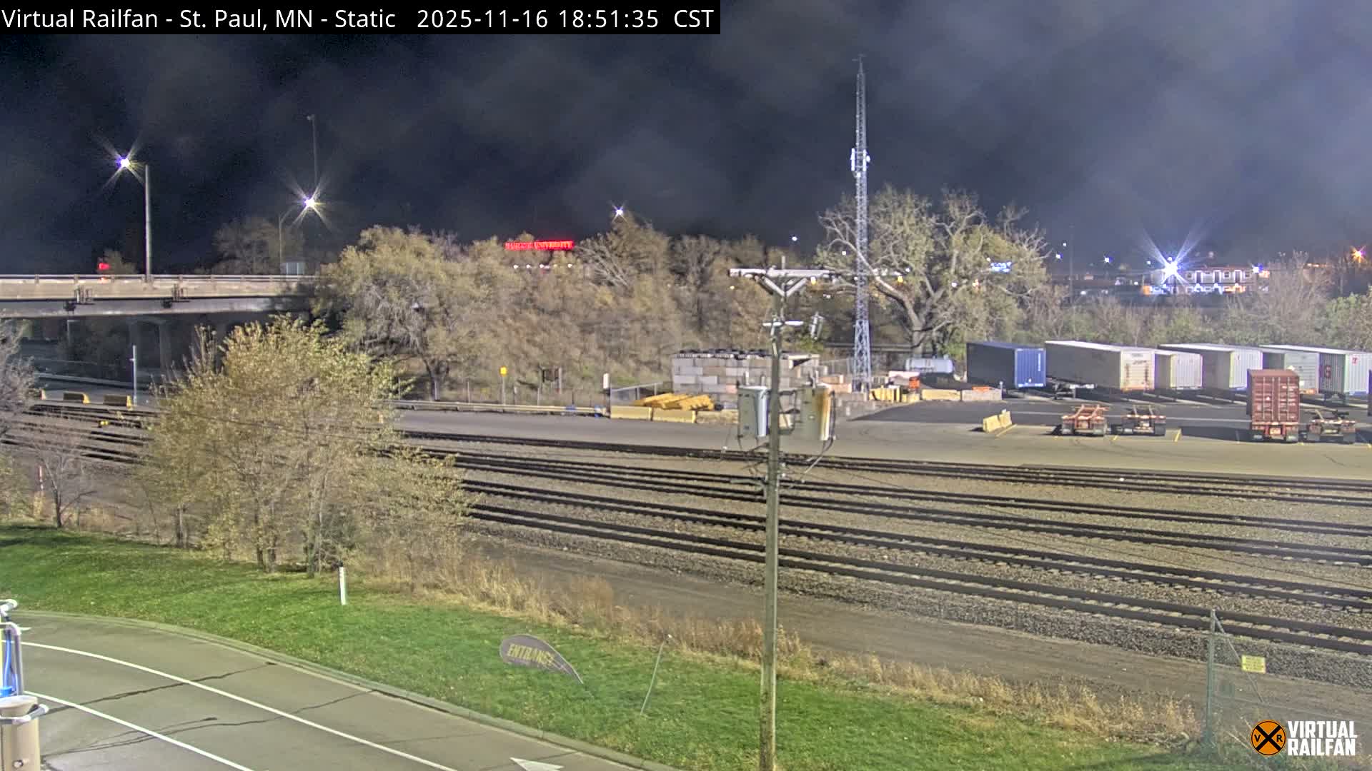 Saint Paul Railroad Crossing Live Cam - Saint Paul, Ramsey, Minnesota, USA