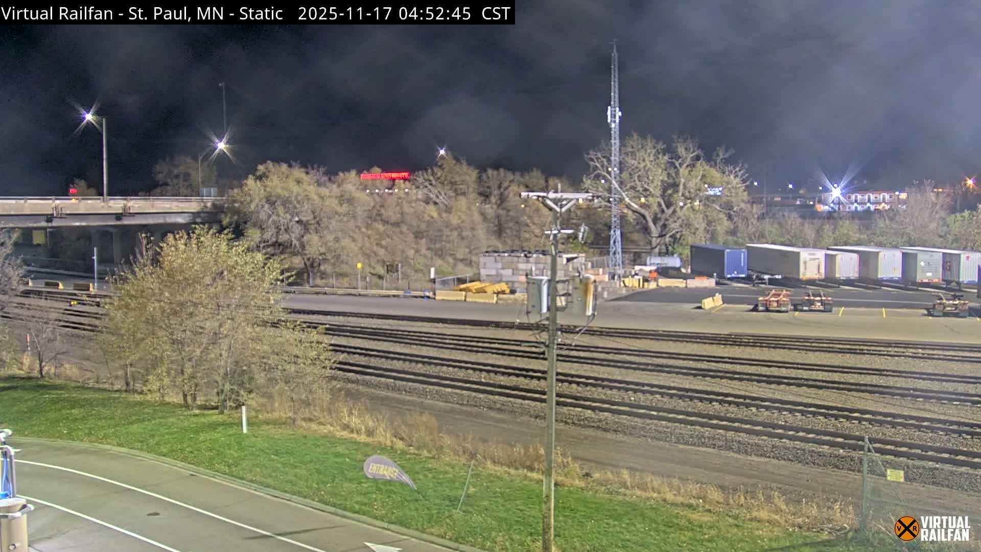 Saint Paul Railroad Crossing Live Cam - Saint Paul, Ramsey, Minnesota, USA