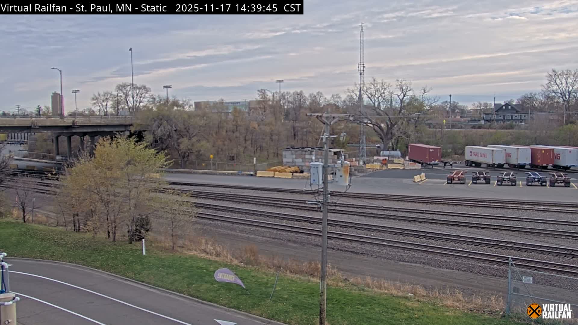 Saint Paul Railroad Crossing Live Cam - Saint Paul, Ramsey, Minnesota, USA