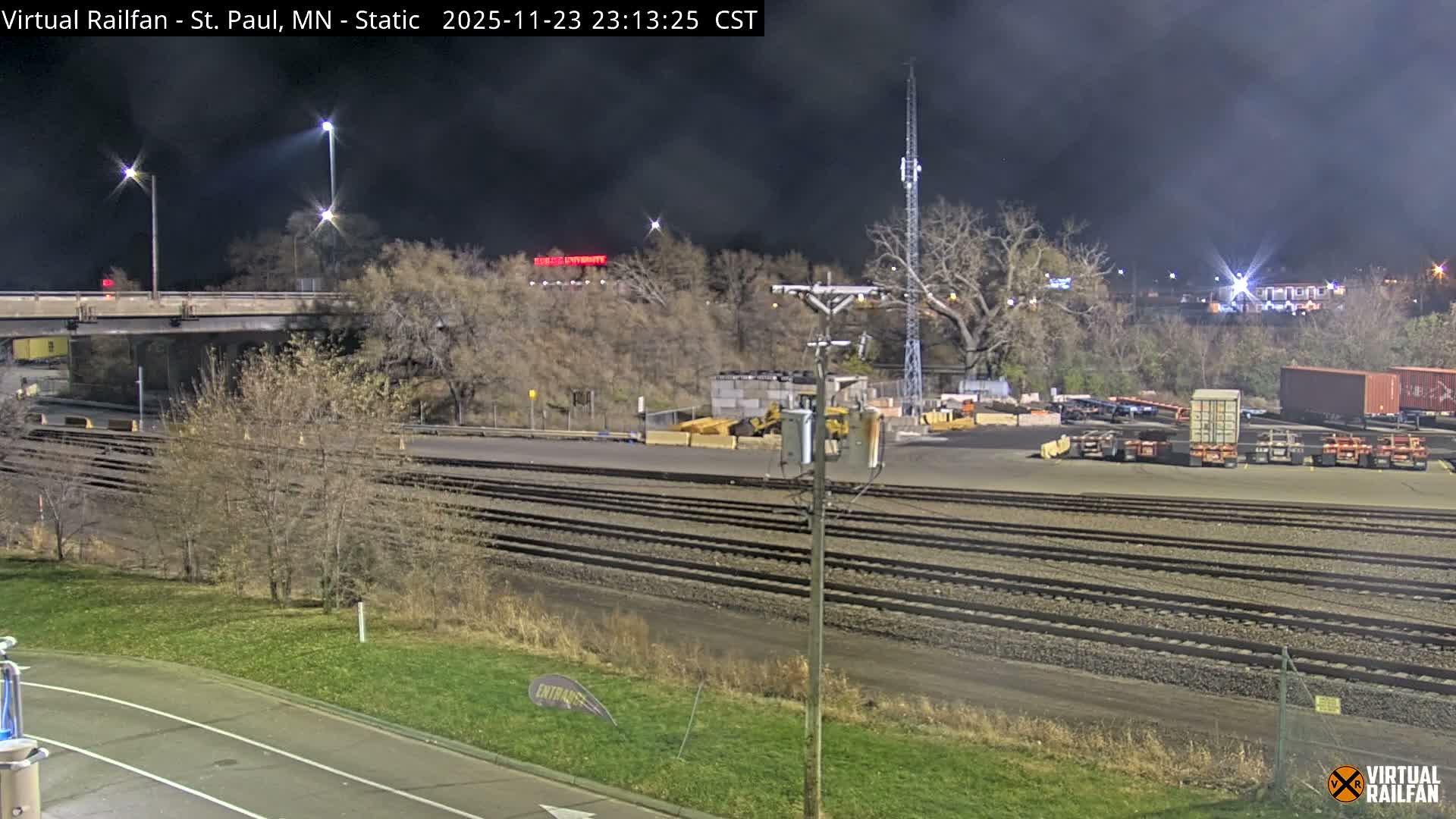 Saint Paul Railroad Crossing Live Cam - Saint Paul, Ramsey, Minnesota, USA