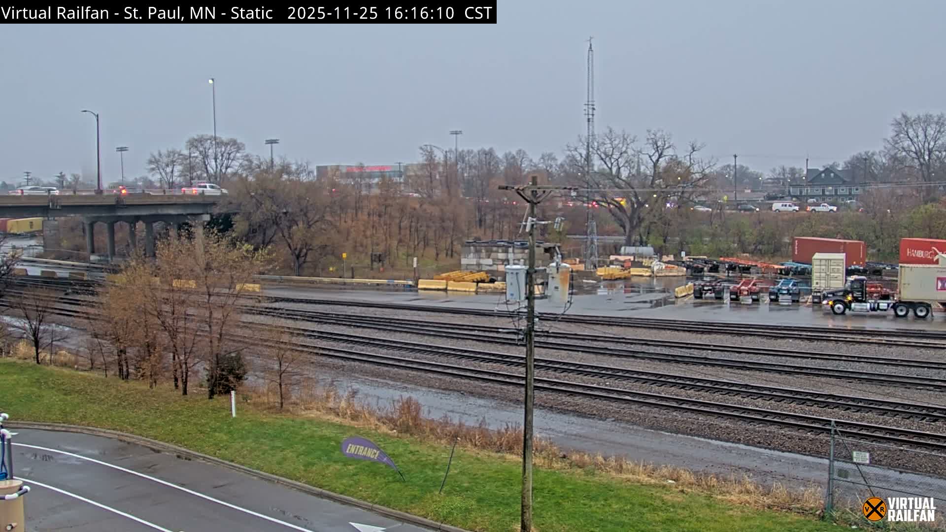 Saint Paul Railroad Crossing Live Cam - Saint Paul, Ramsey, Minnesota, USA