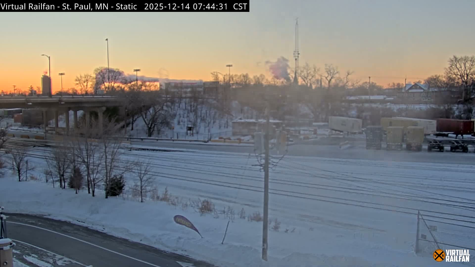 Saint Paul Railroad Crossing Live Cam - Saint Paul, Ramsey, Minnesota, USA